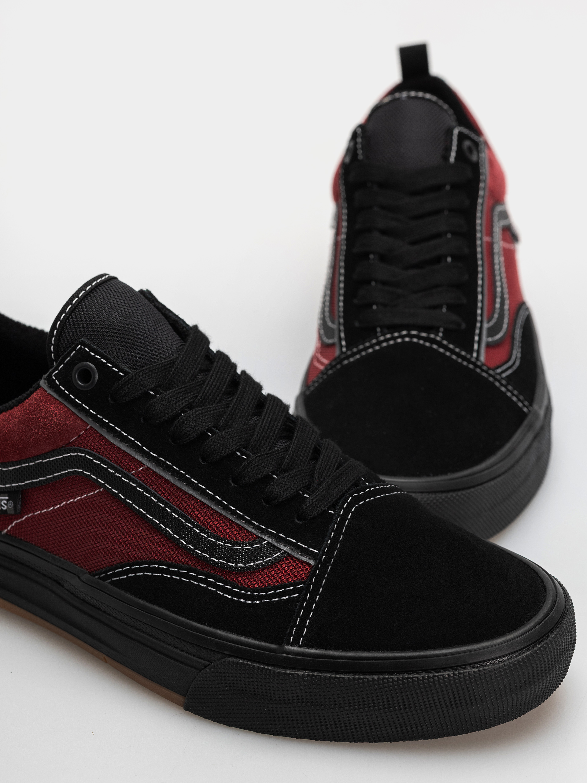 Pantofi Vans Skate Old Skool Wafflecup (black/red)