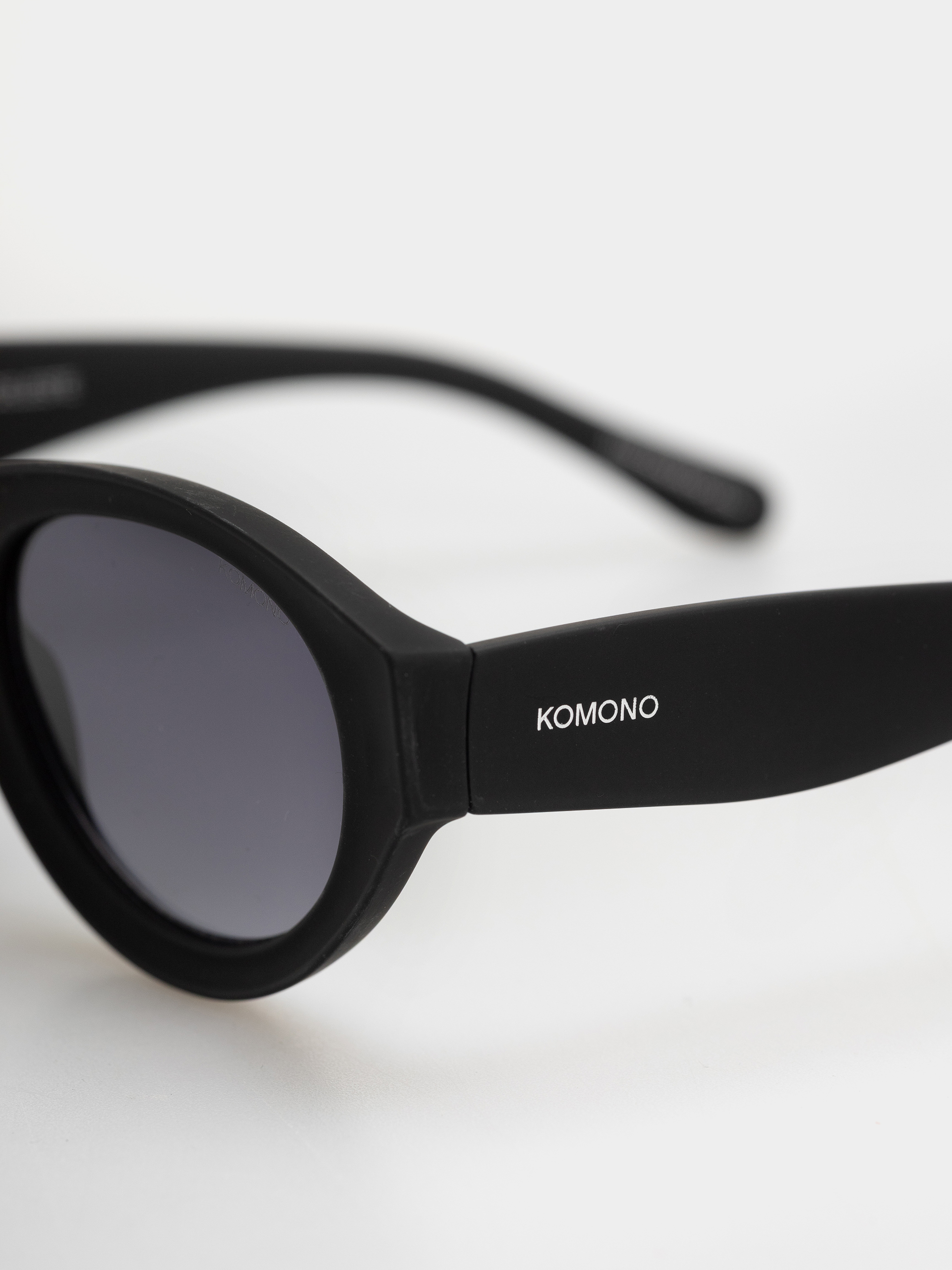 Ochelari de soare Komono Celeste (carbon)