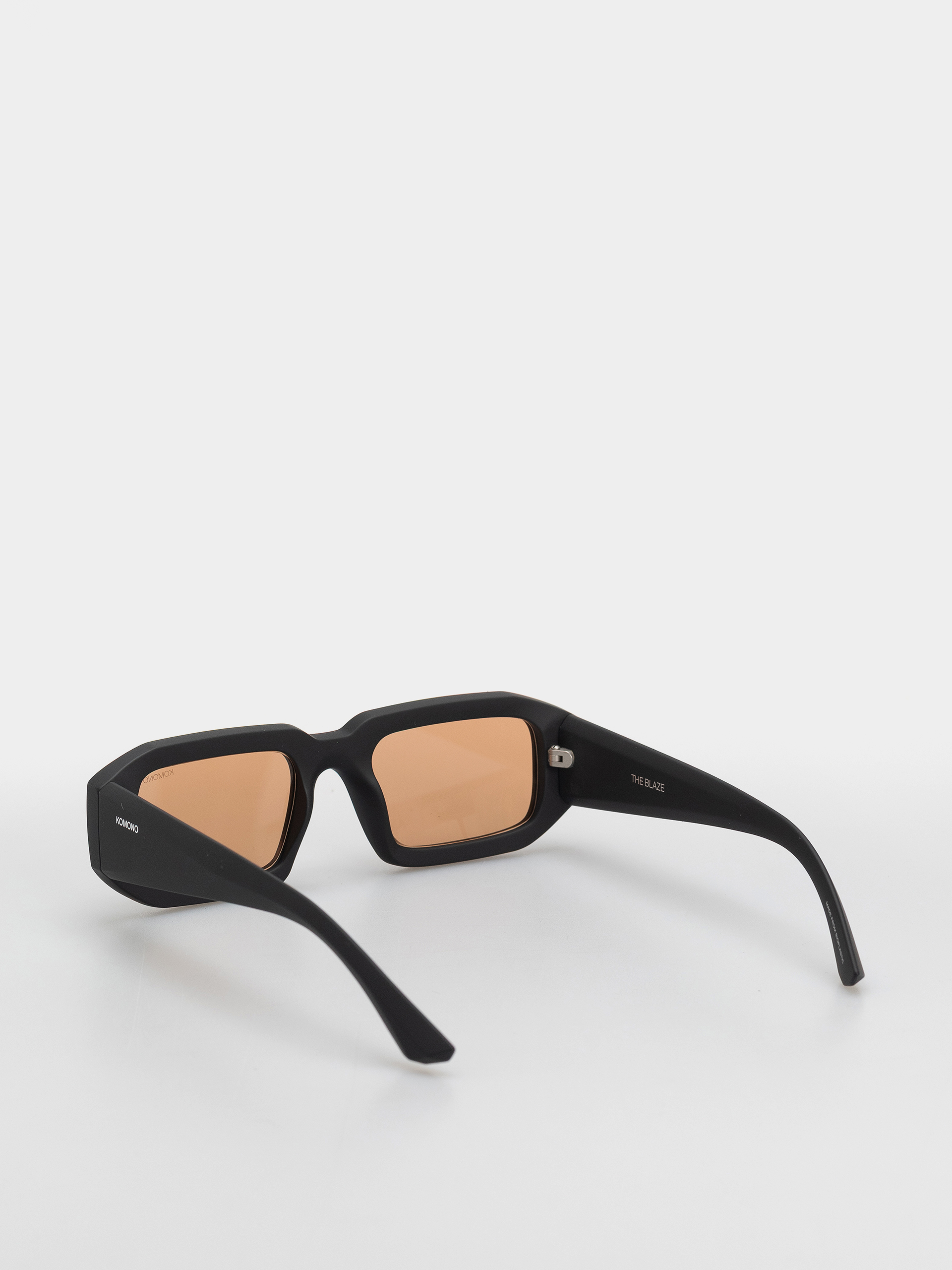 Ochelari de soare Komono Blaze (carbon sunset)