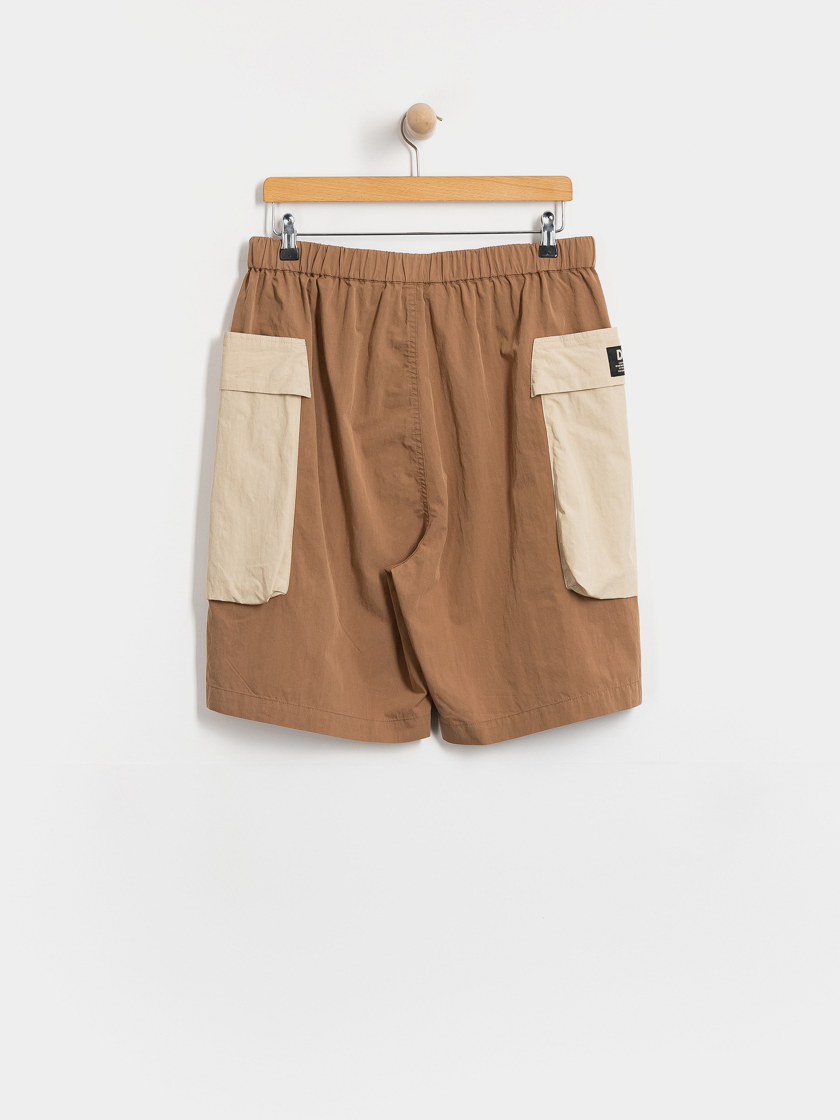 Pantaloni scurți Deus Ex Machina Duck Dive (camel brown)