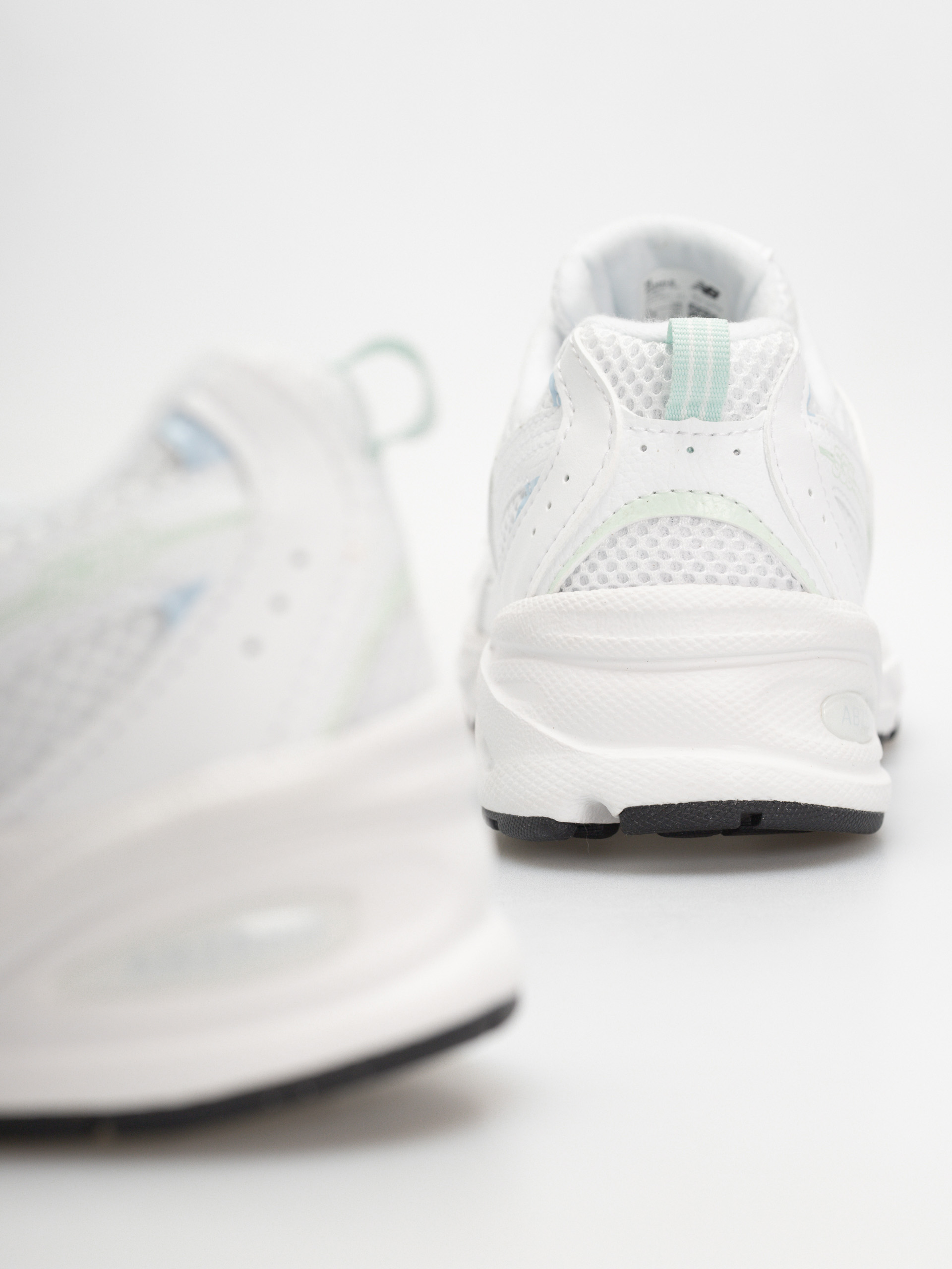 Pantofi New Balance 530 JR (103 white/cosmic jade)