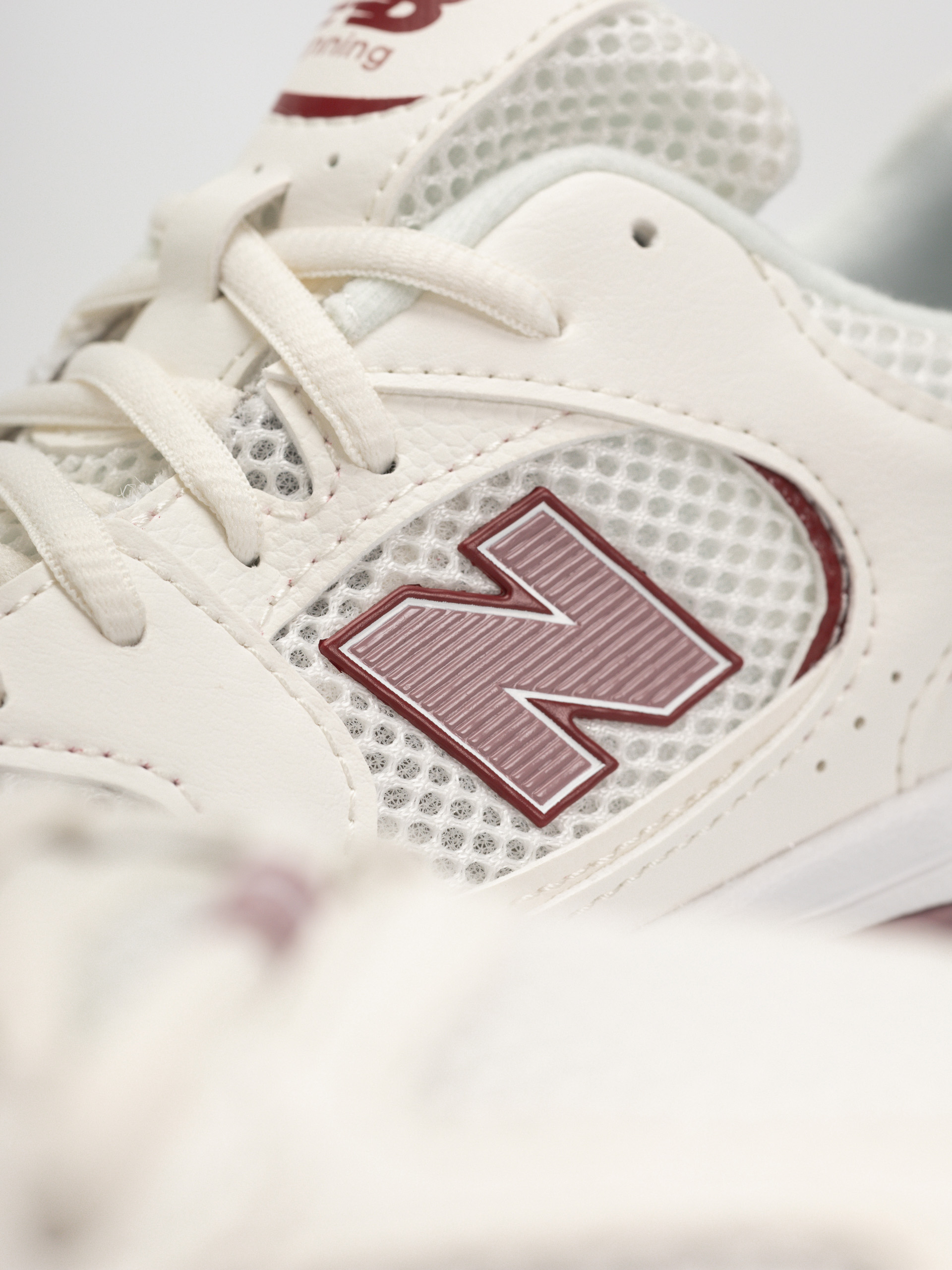 Pantofi New Balance 530 JR (sea salt/rosewood)