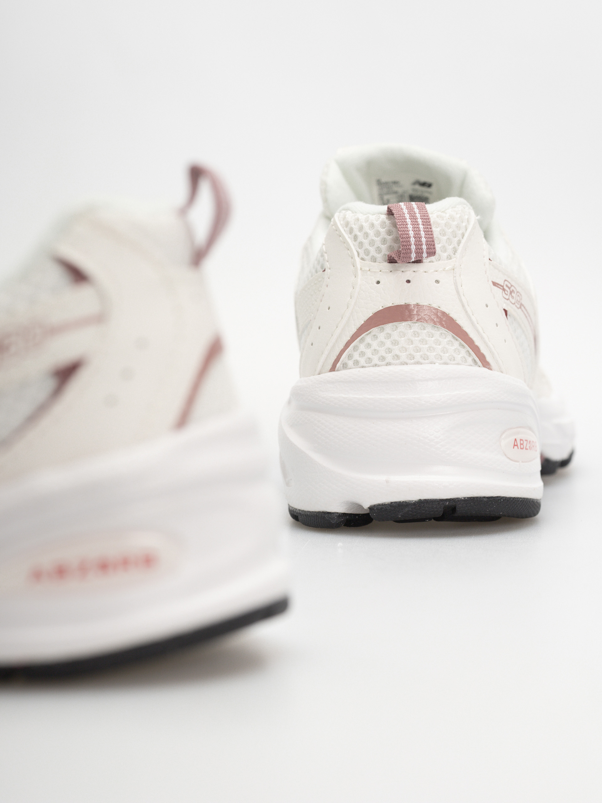 Pantofi New Balance 530 JR (sea salt/rosewood)