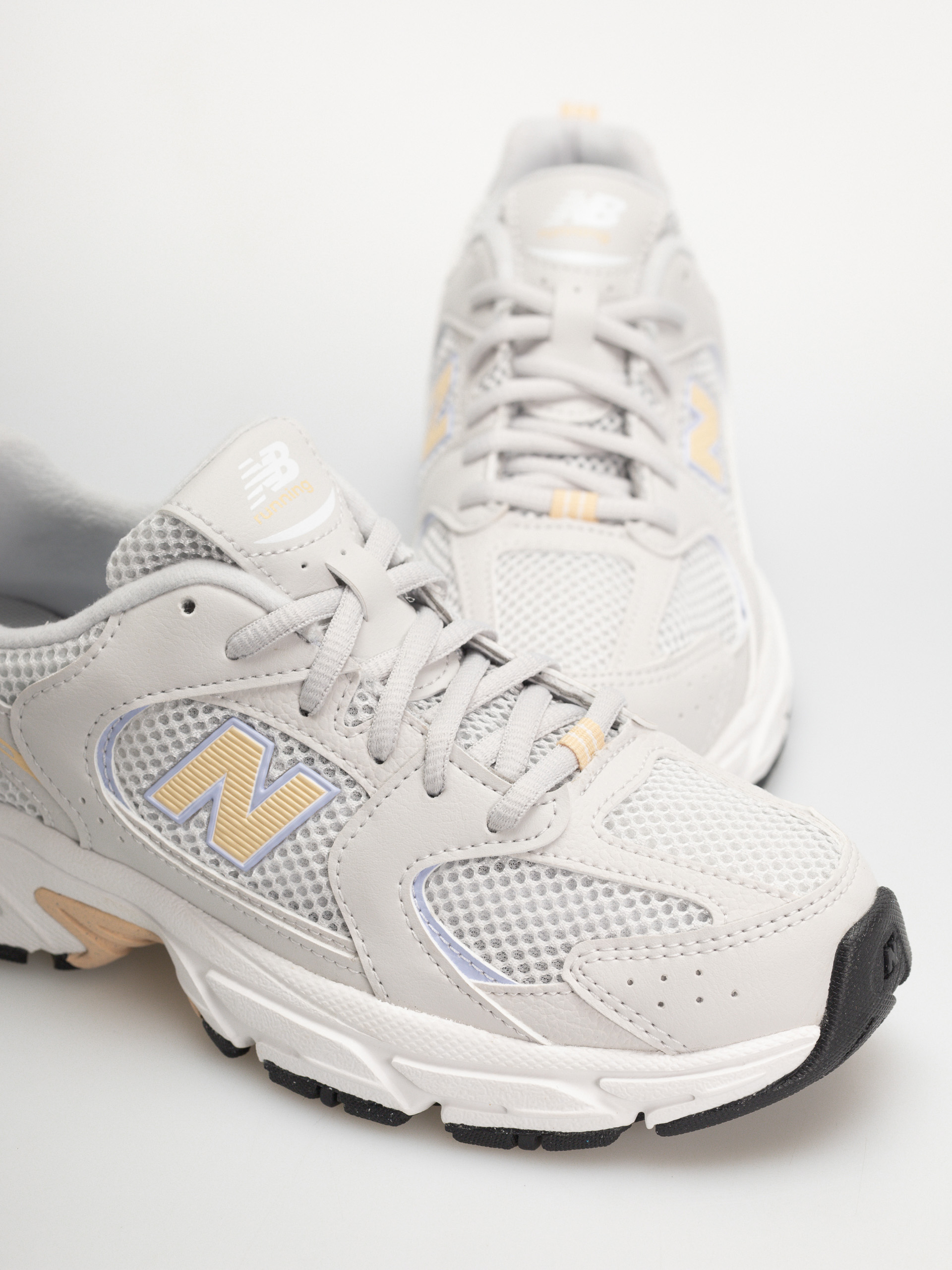 Pantofi New Balance 530 JR (grey matter/sherbert)