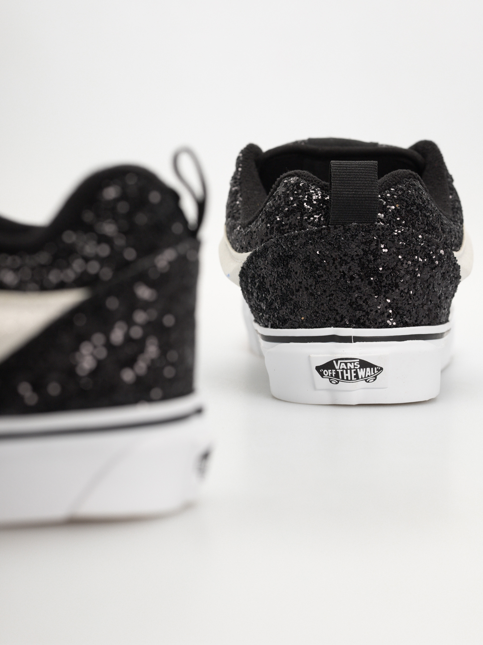 Pantofi Vans Knu Skool (gltr black/white)