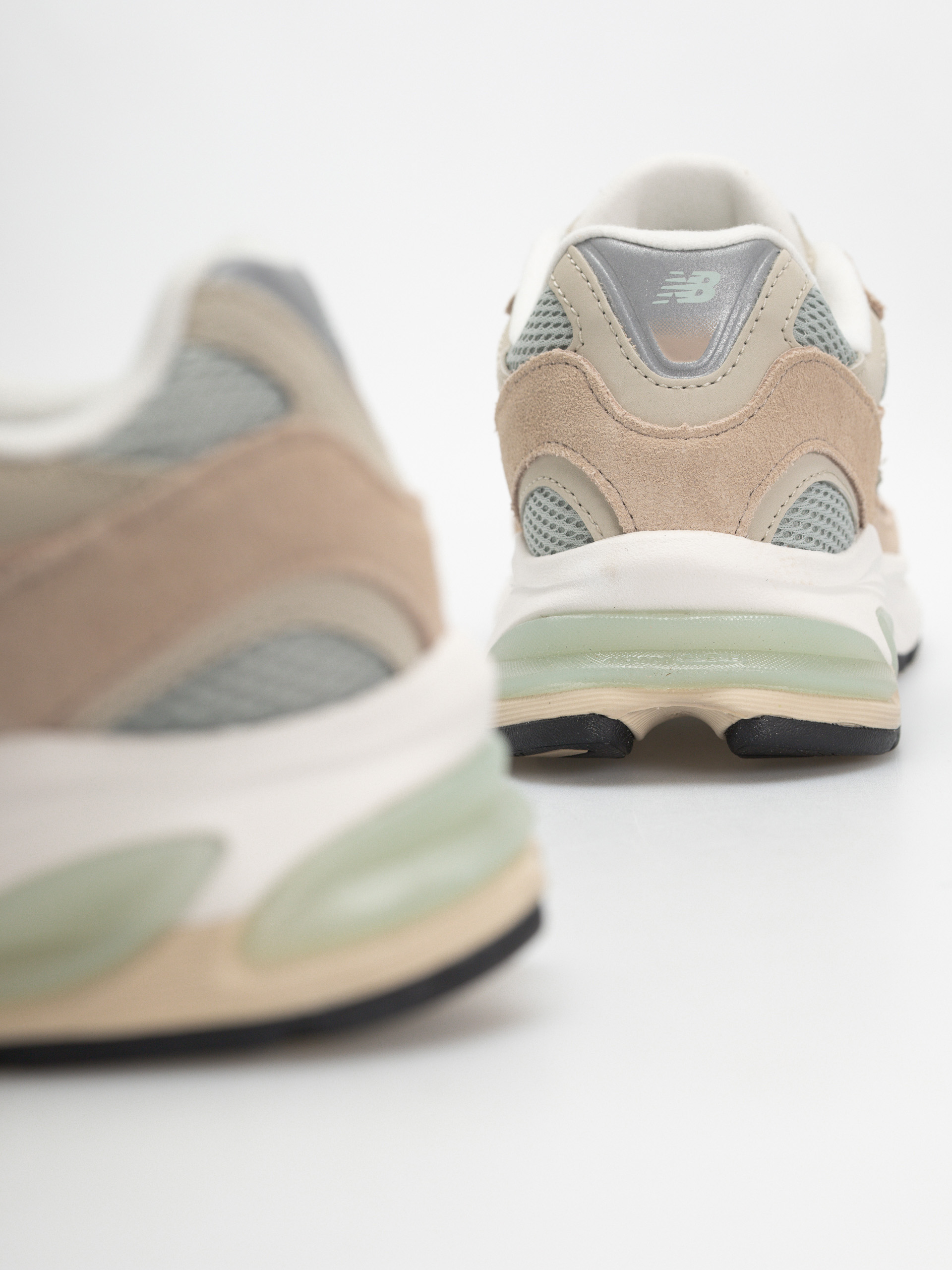 Pantofi New Balance 2010 (mindful grey/lone star grey/shipyard)