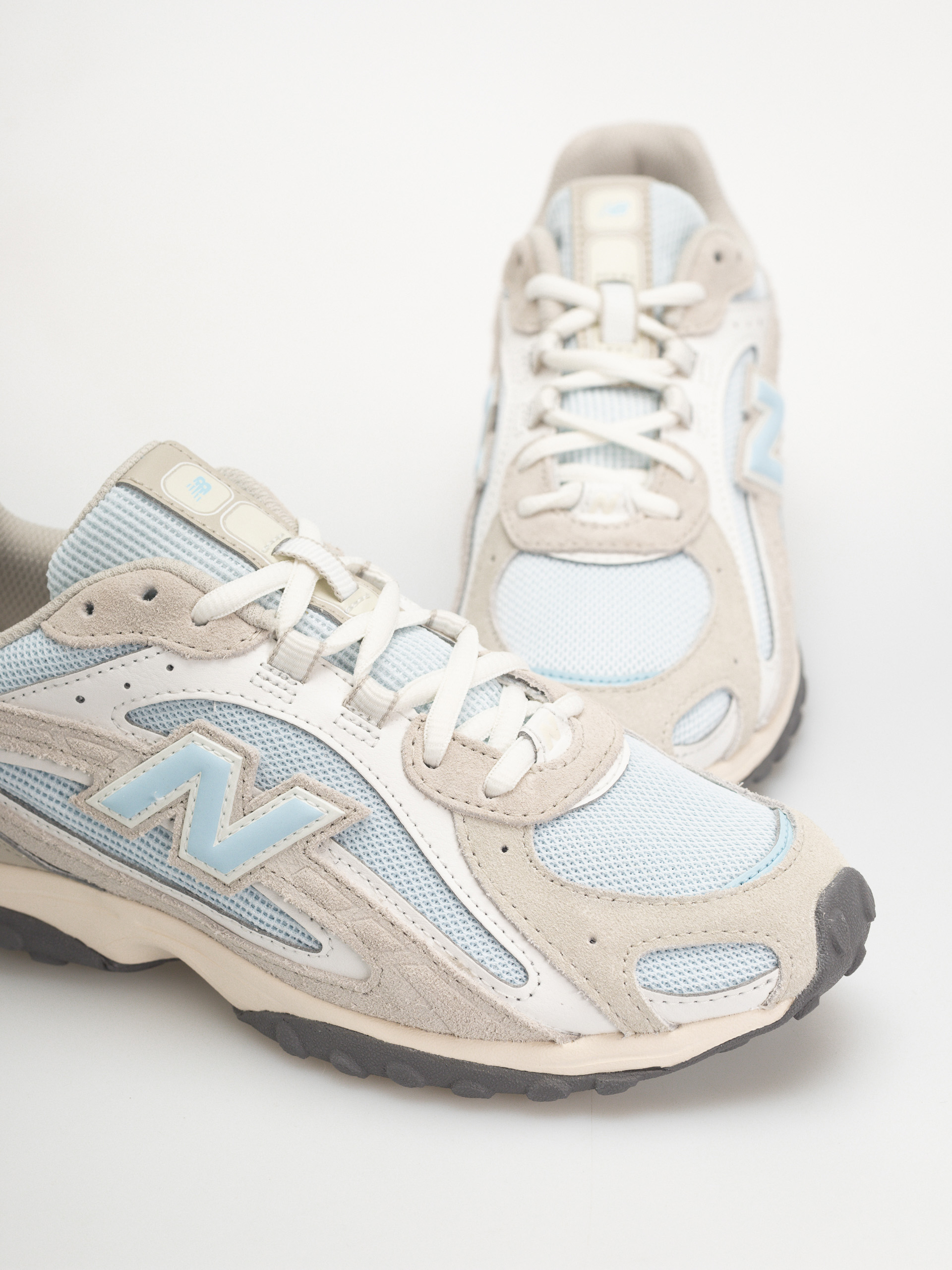 Pantofi New Balance 204 (linen/oxford blue)