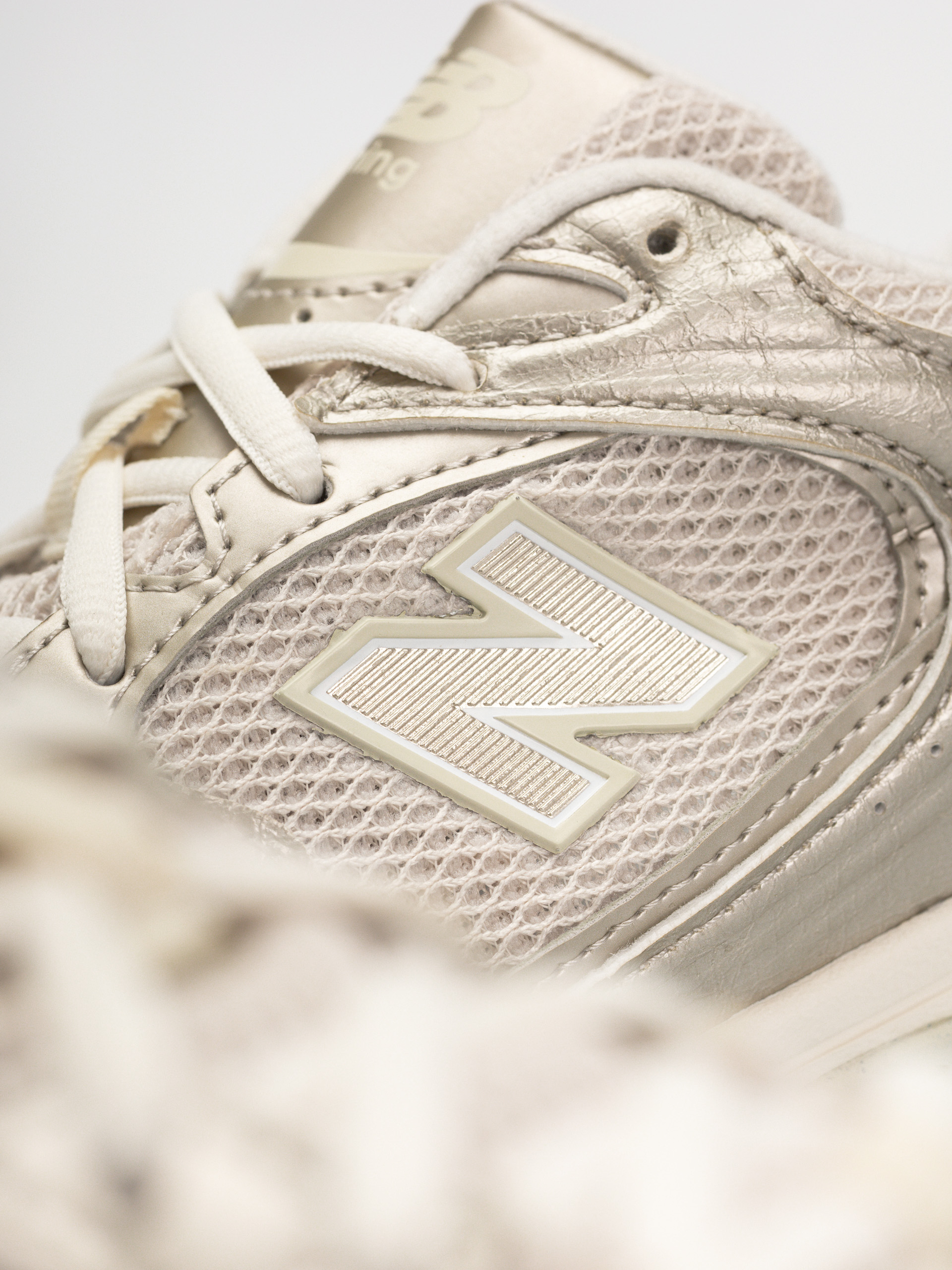 Pantofi New Balance 530 (gold metallic/linen)