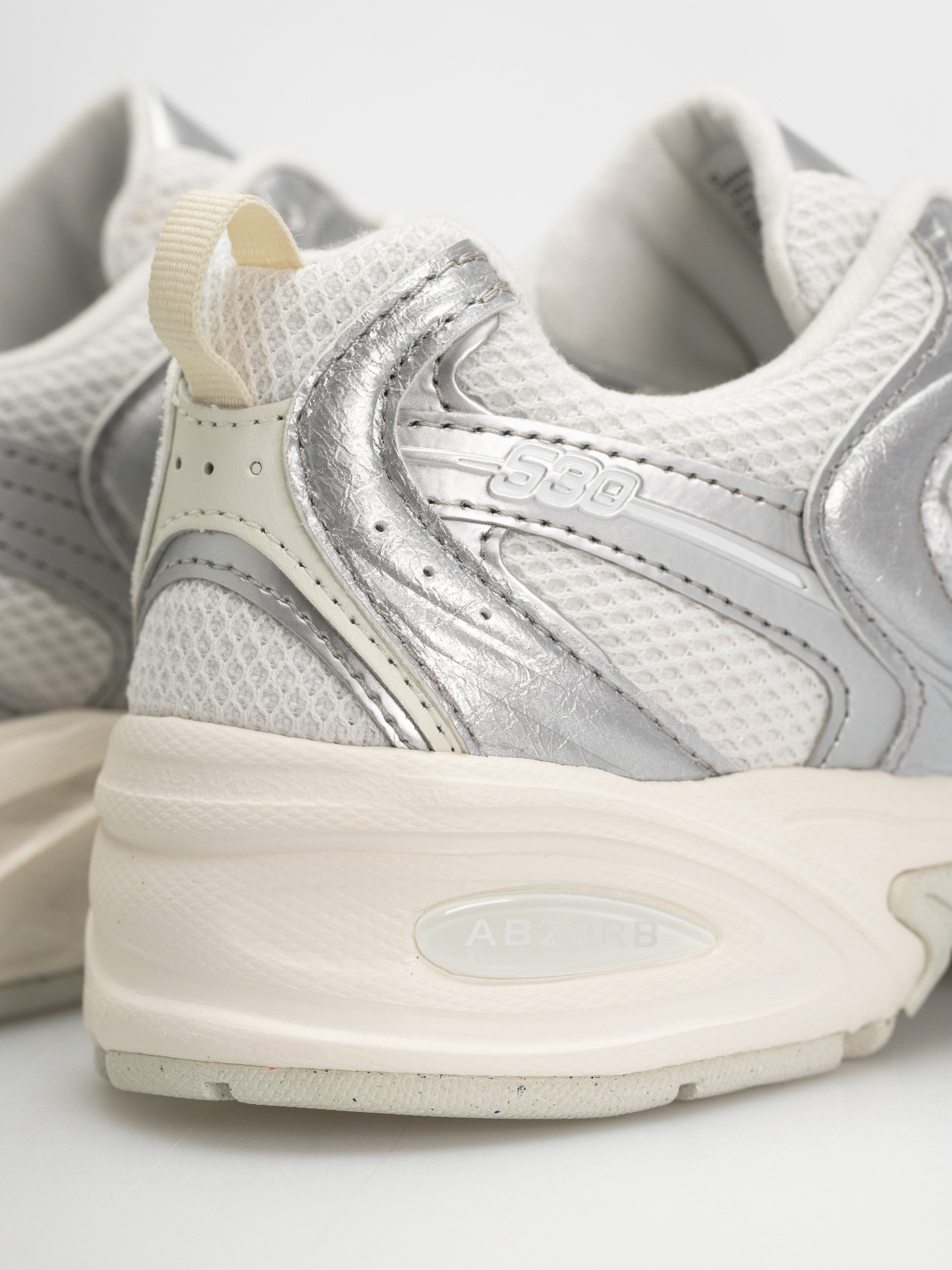 Pantofi New Balance 530 (silver metallic/reflection)