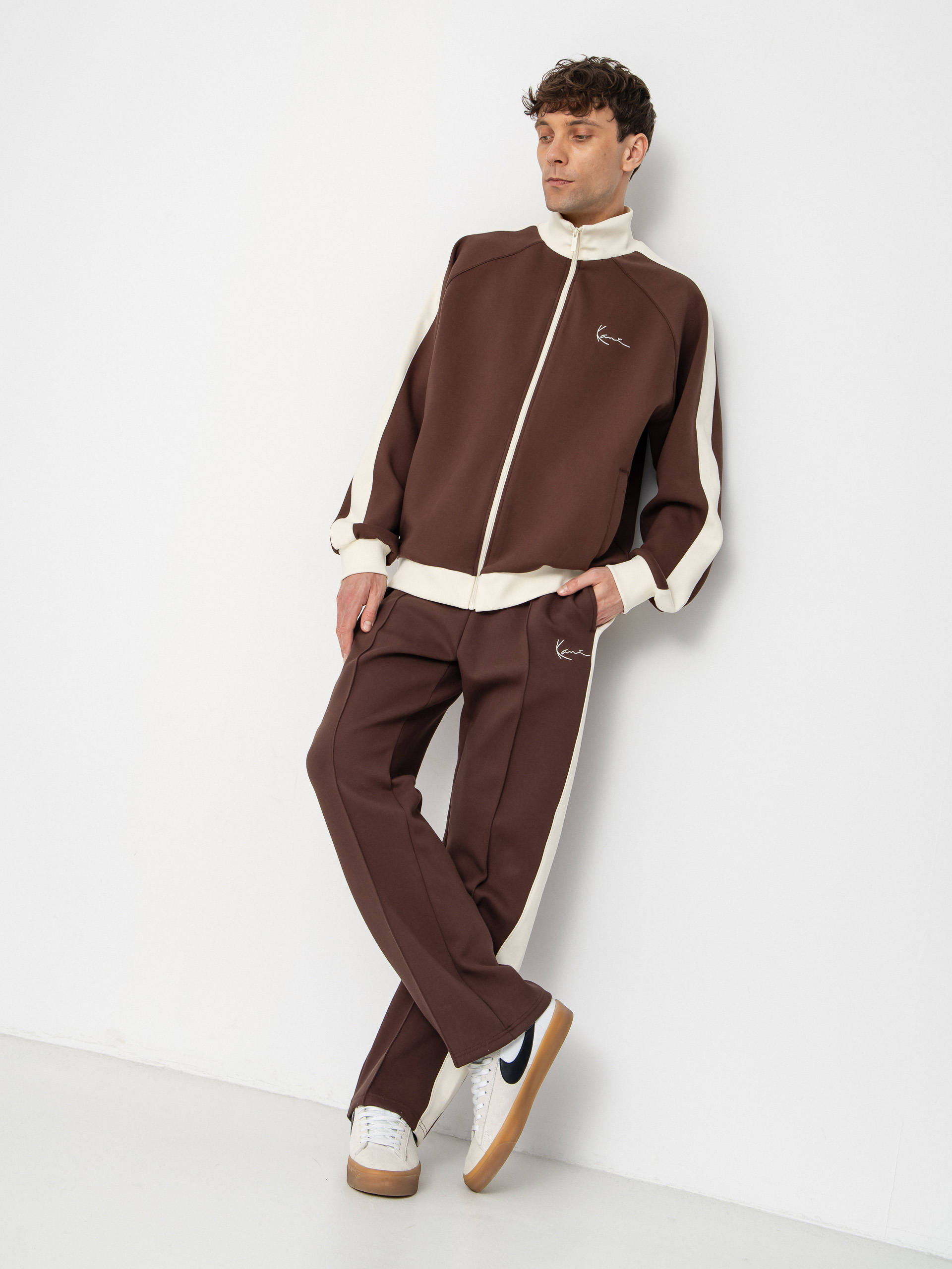 Pantaloni Karl Kani Signature Sidestripe Pique (brown)