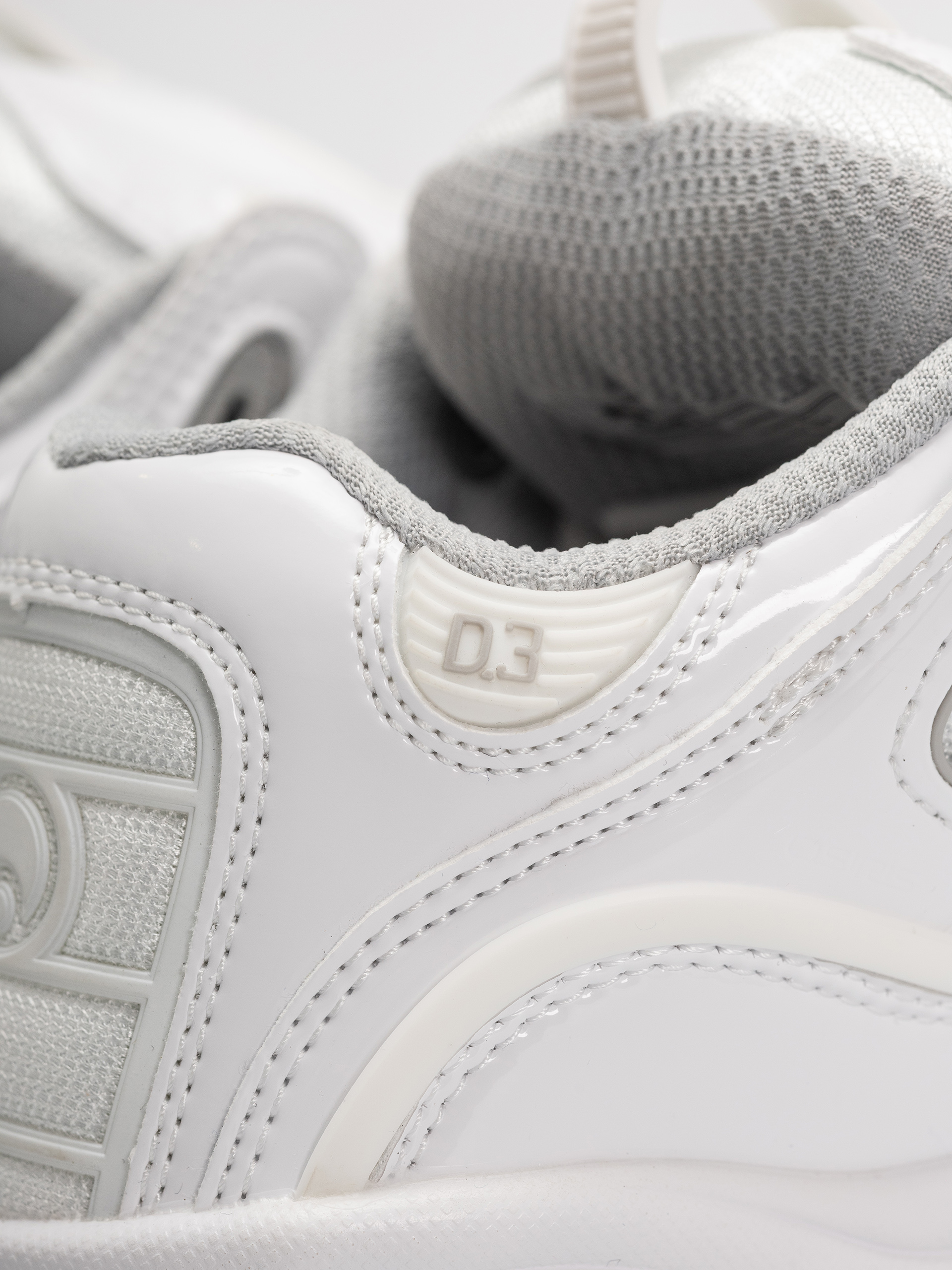 Pantofi Osiris D3 2001 (white/grey/white)