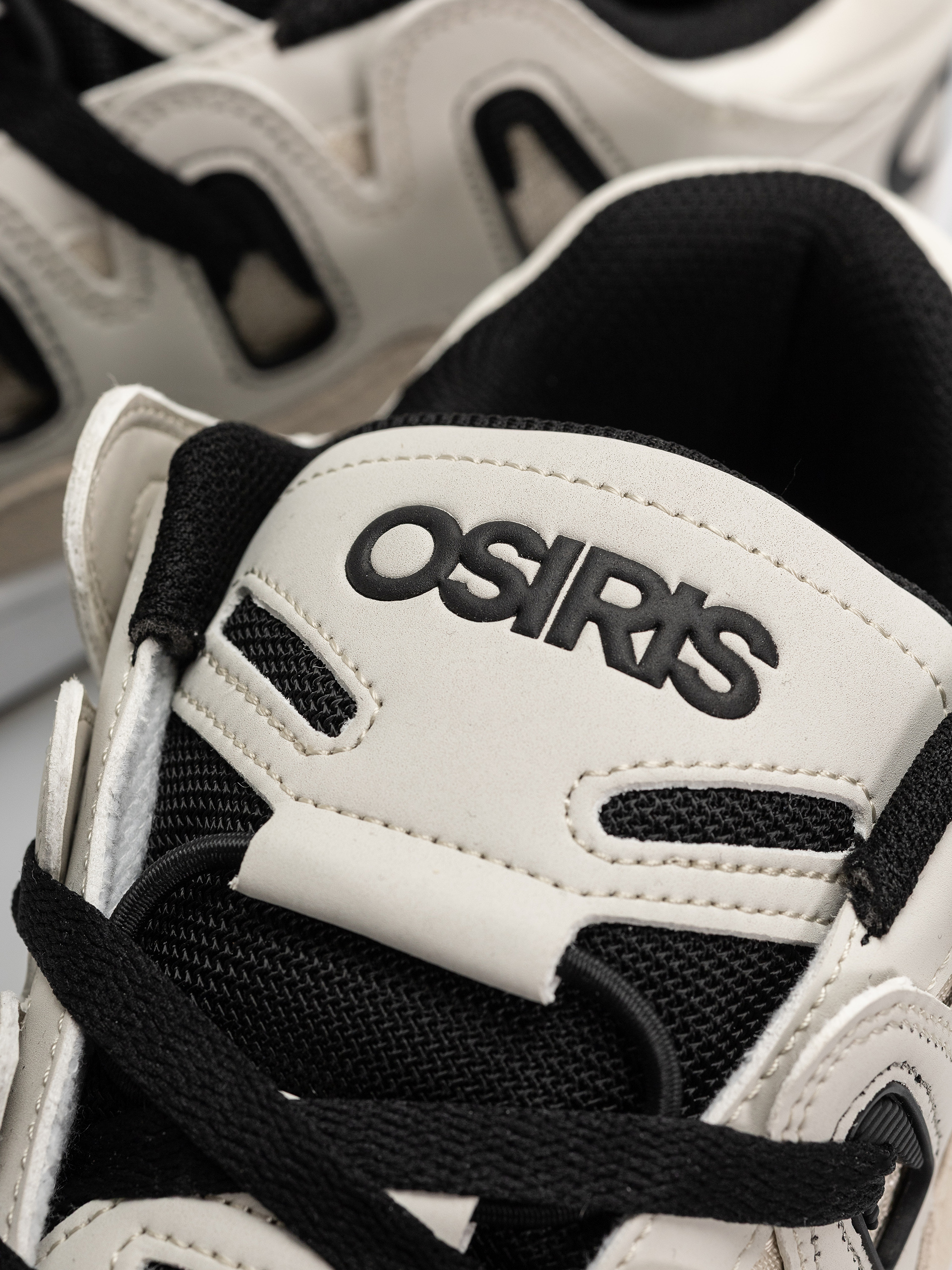 Pantofi Osiris D3 S (cream/white/black)