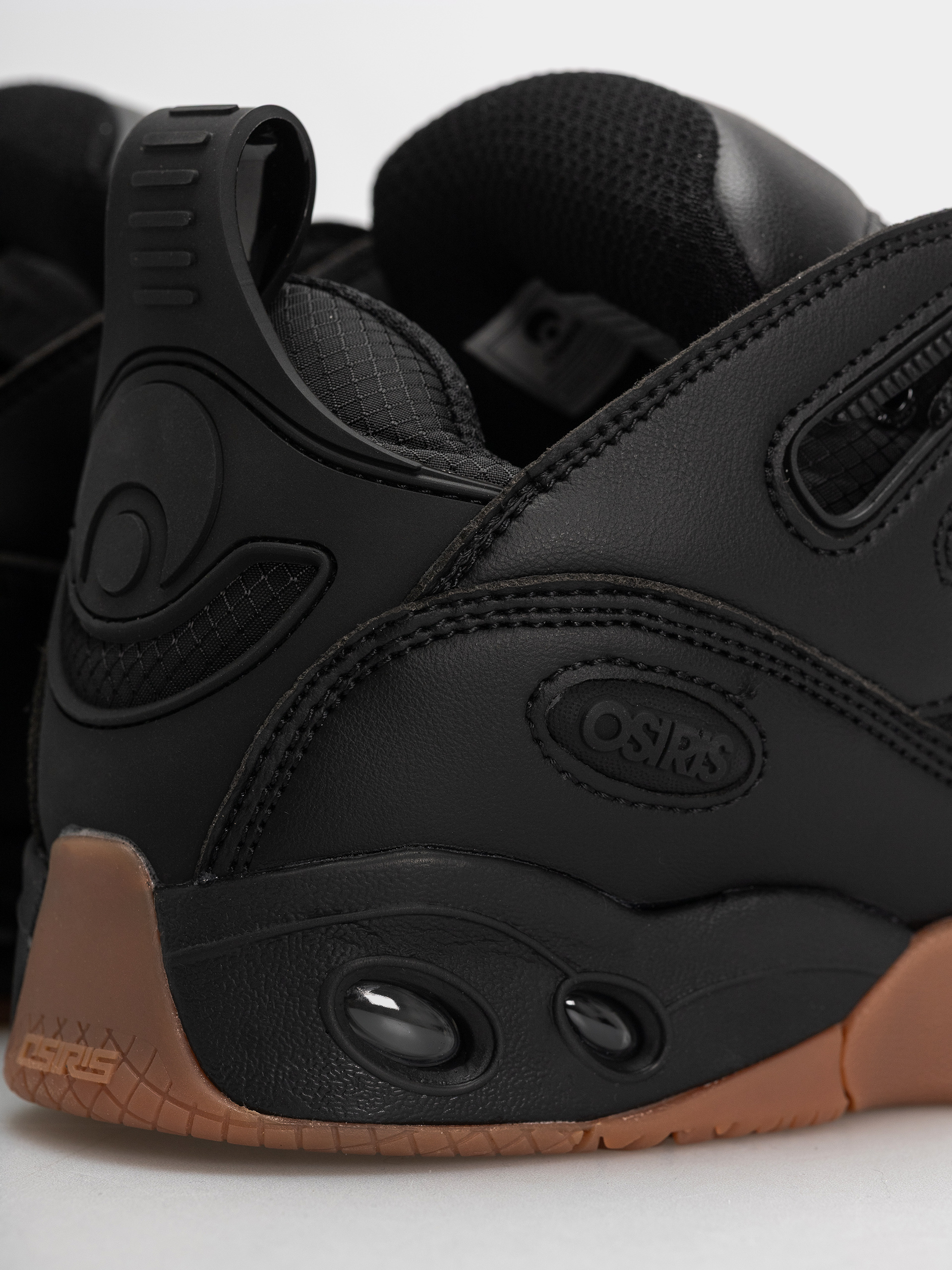 Pantofi Osiris D3 E (black/black/gum)