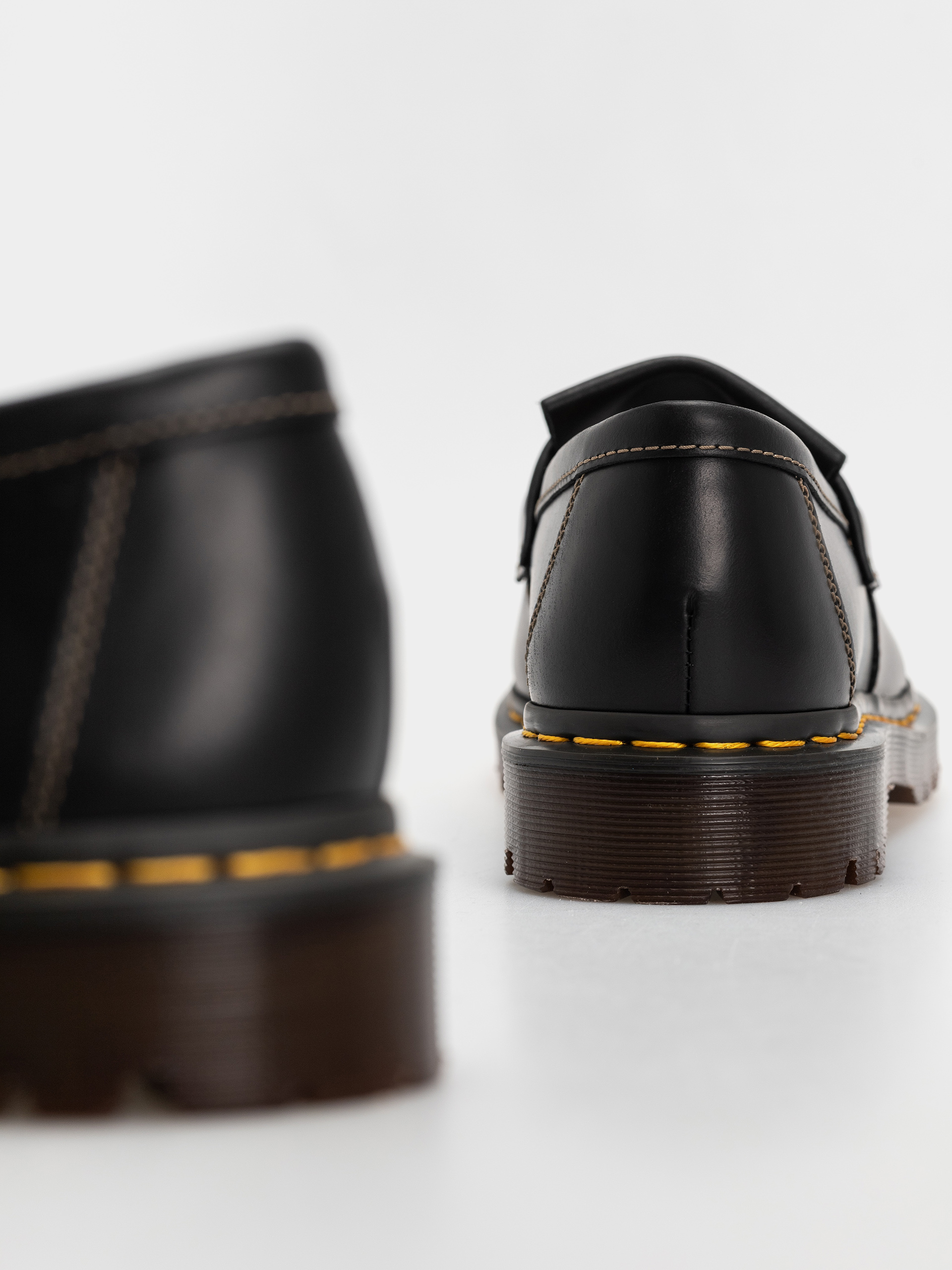 Pantofi Dr. Martens Adrian Ben Tassel Loafer (black orleans)