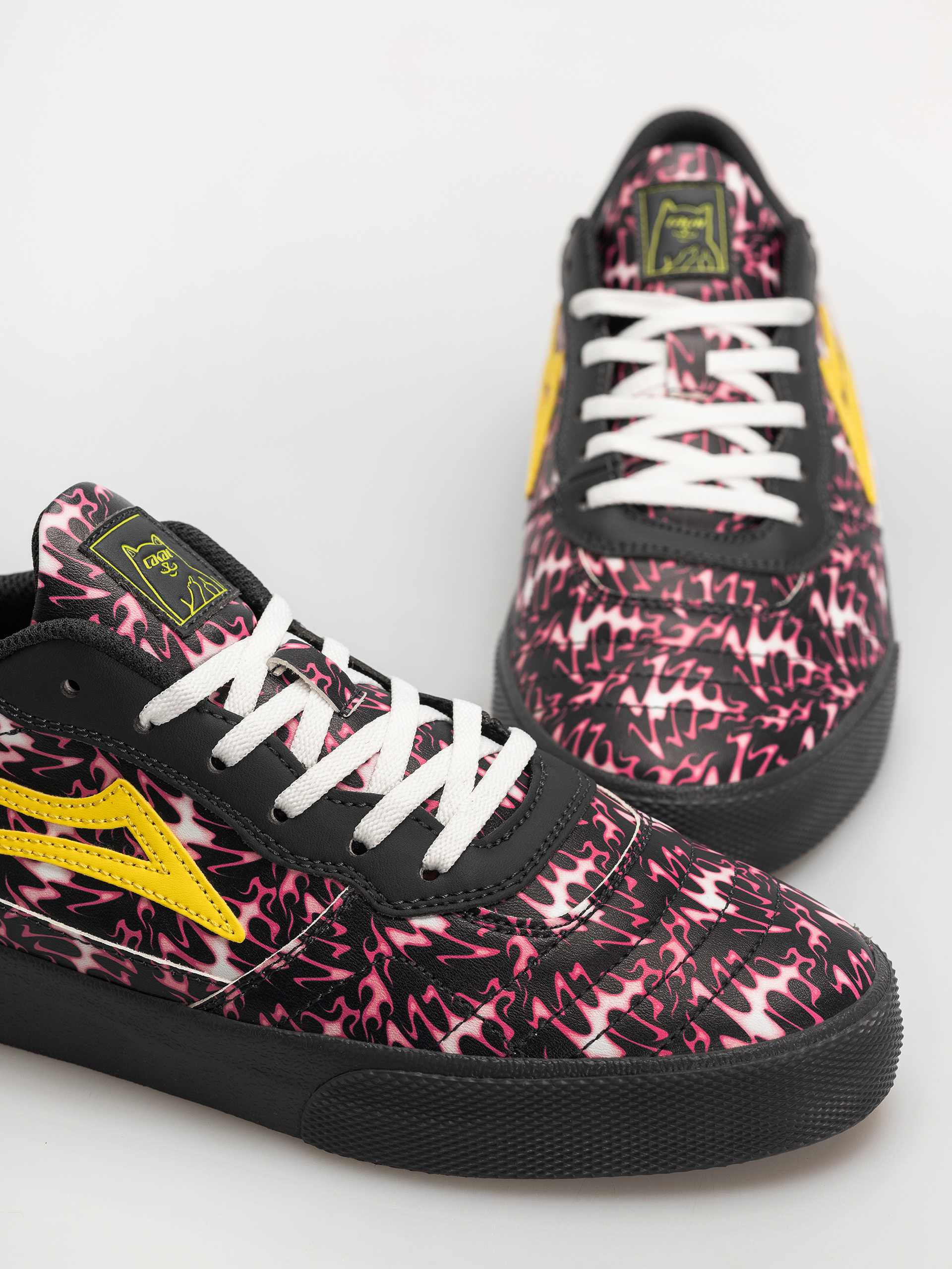 Pantofi Lakai Cambridge Lakai X Rip'N'Dip (pink flame)