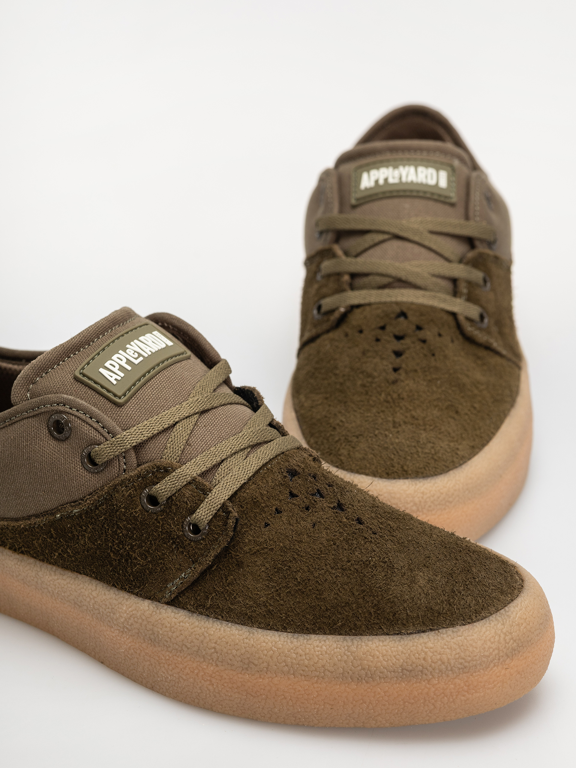 Pantofi Globe Mahalo (military olive/crepe)