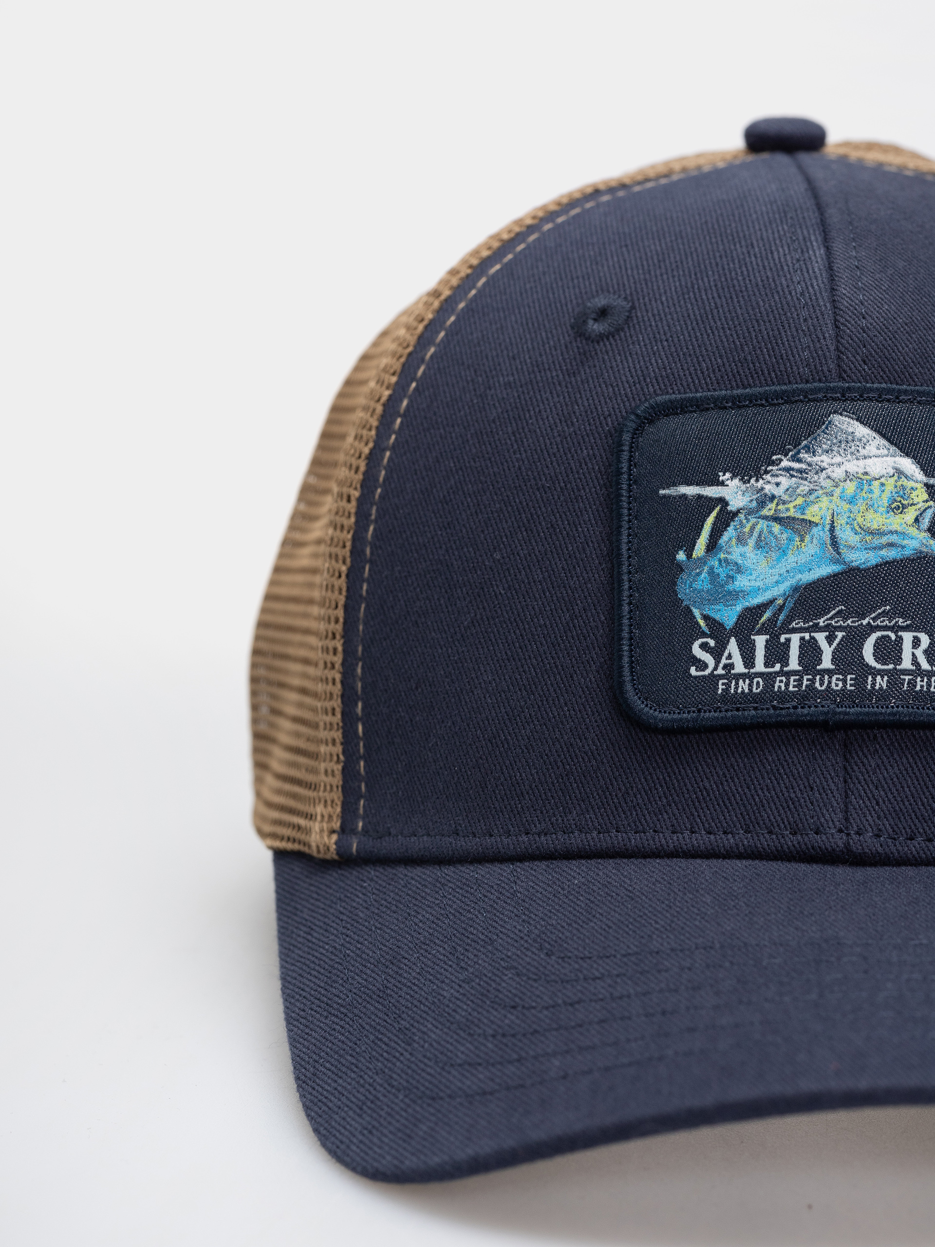 Șapcă Salty Crew Mahi Surface Trucker (navy/gold)