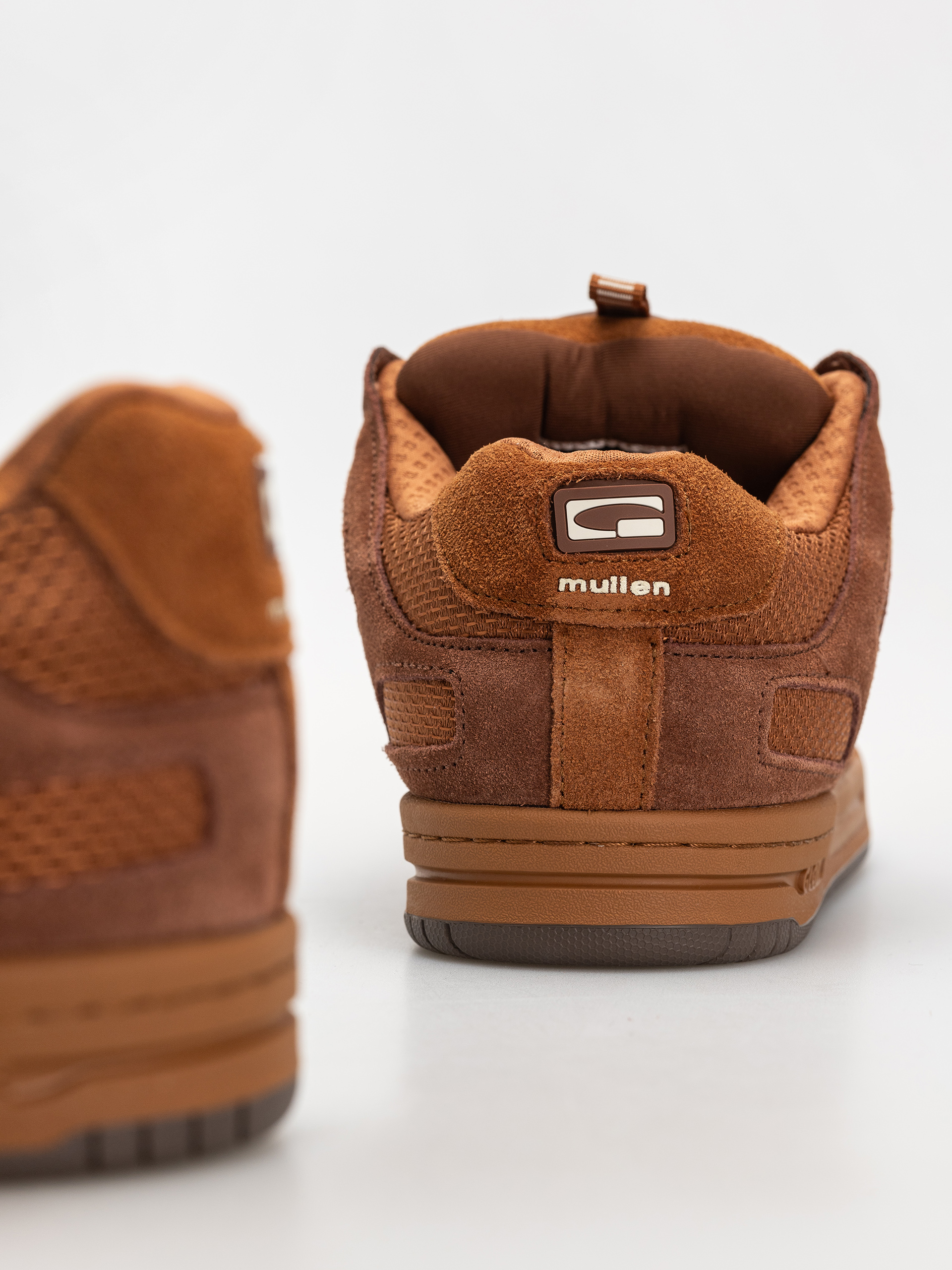 Pantofi Globe Tilt Prime (rust brown)