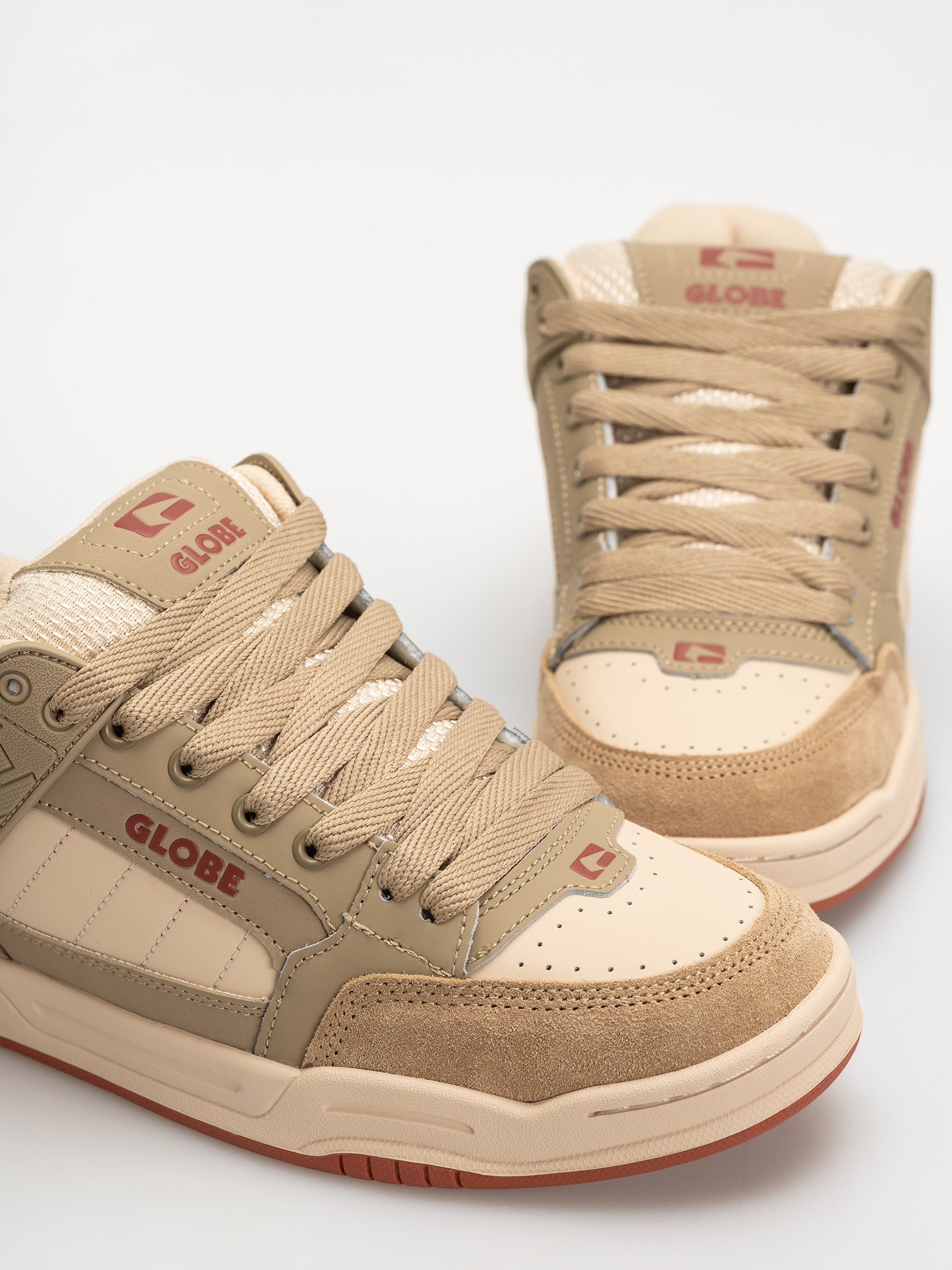 Pantofi Globe Tilt (sand/red)