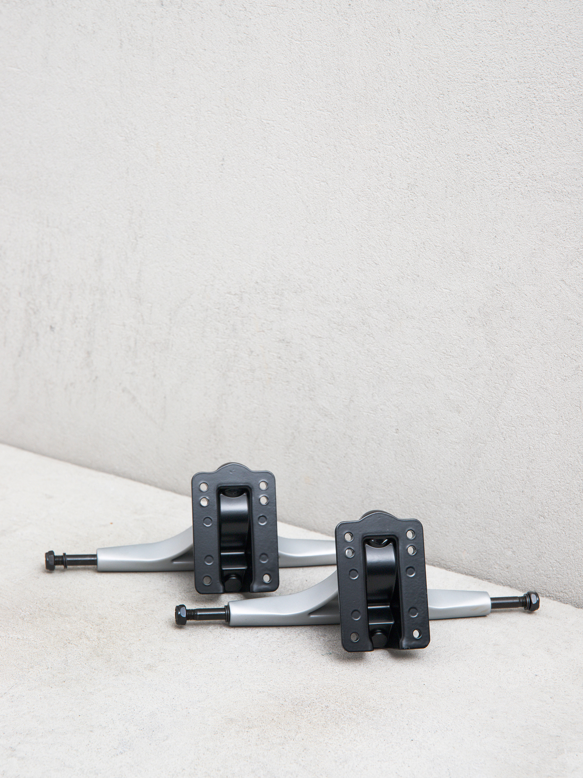 Axe Globe Slant Mag Reverse Kingpin (grey/black)