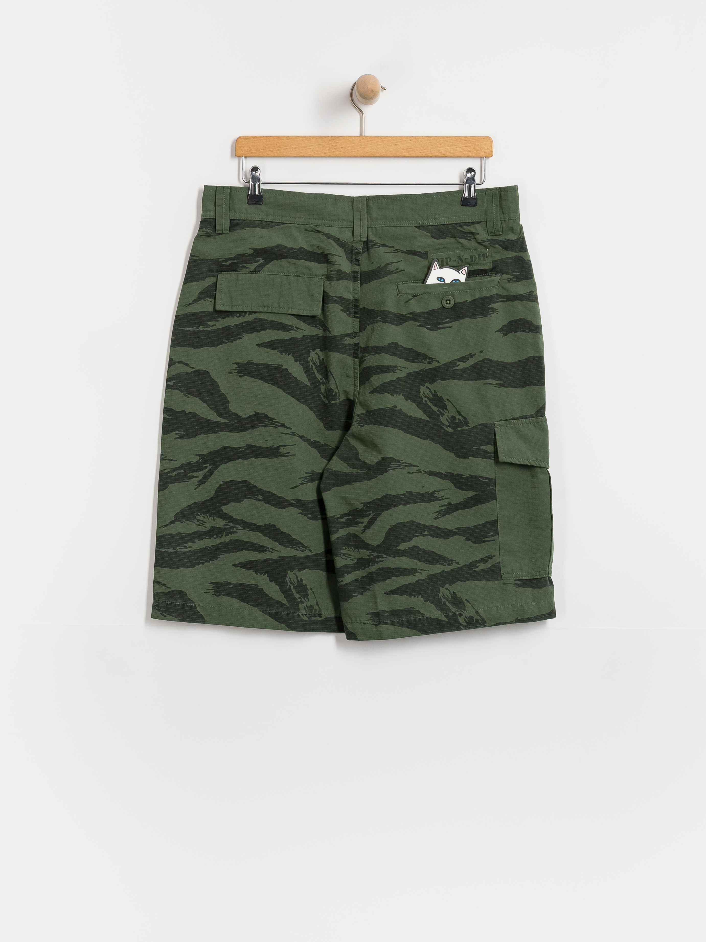 Pantaloni scurți RipNDip Camo (military green)