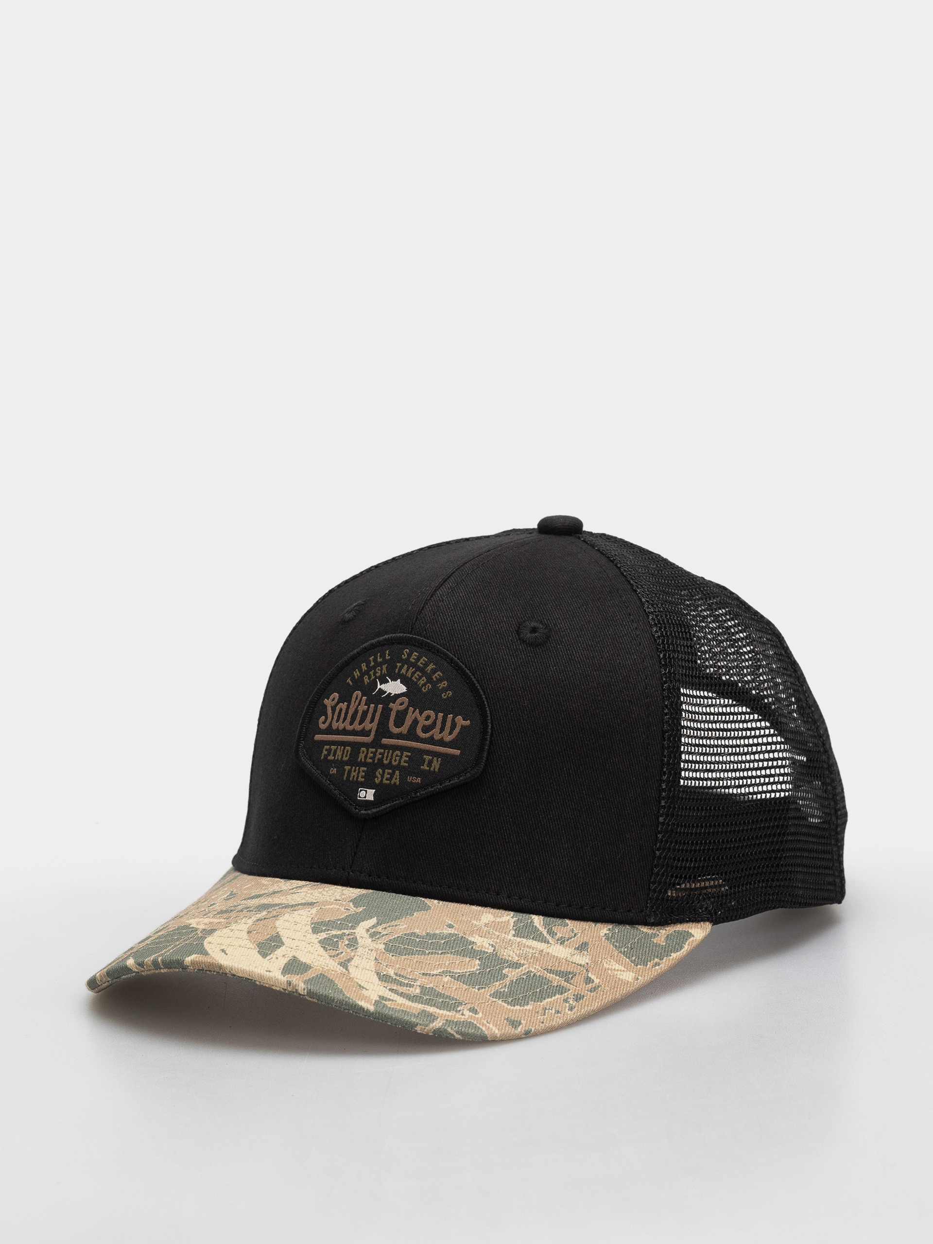 u0218apcu0103 Salty Crew Border Trucker (black camo)