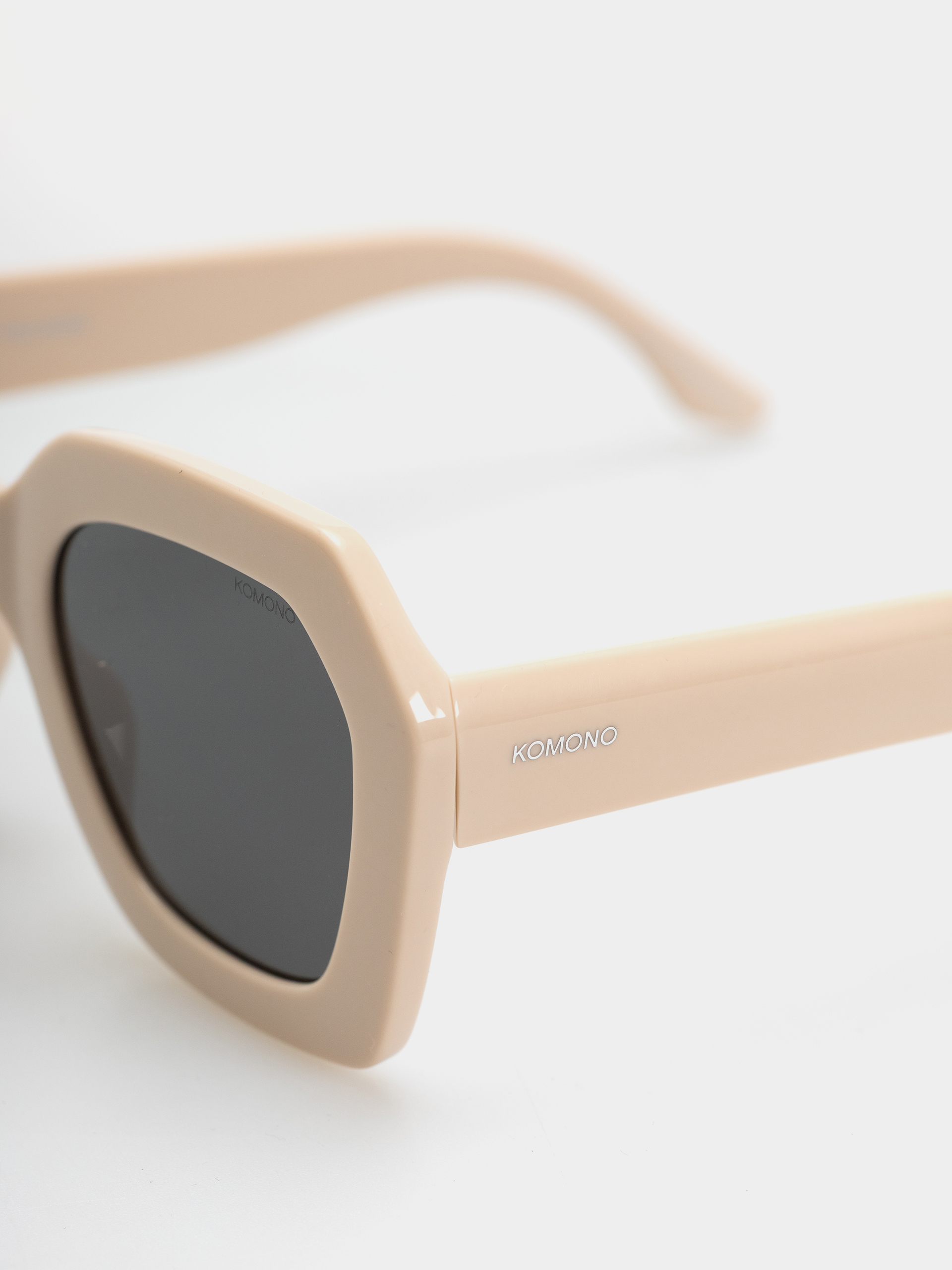 Ochelari de soare Komono Gwen (almond)