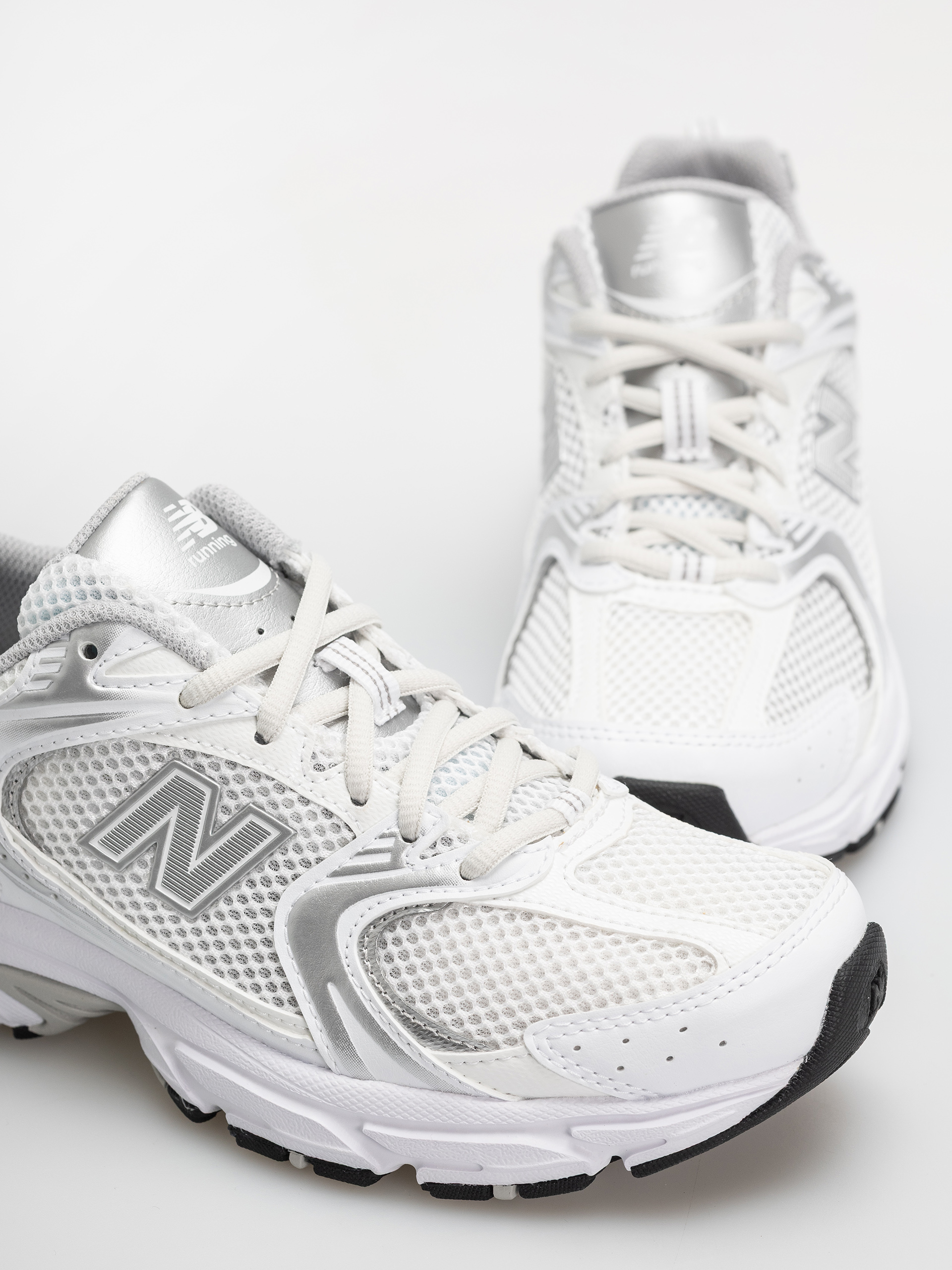 Pantofi New Balance 530 (white)