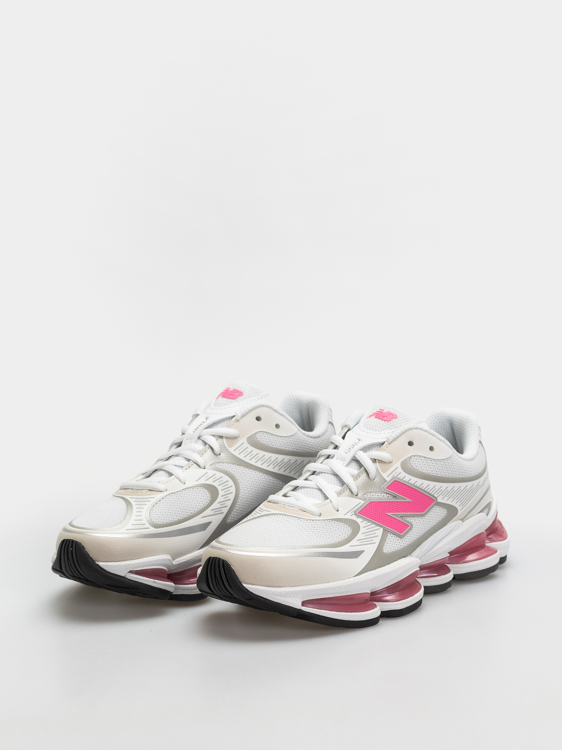 Pantofi New Balance 2000 (103 white/30% lighter pink heat)