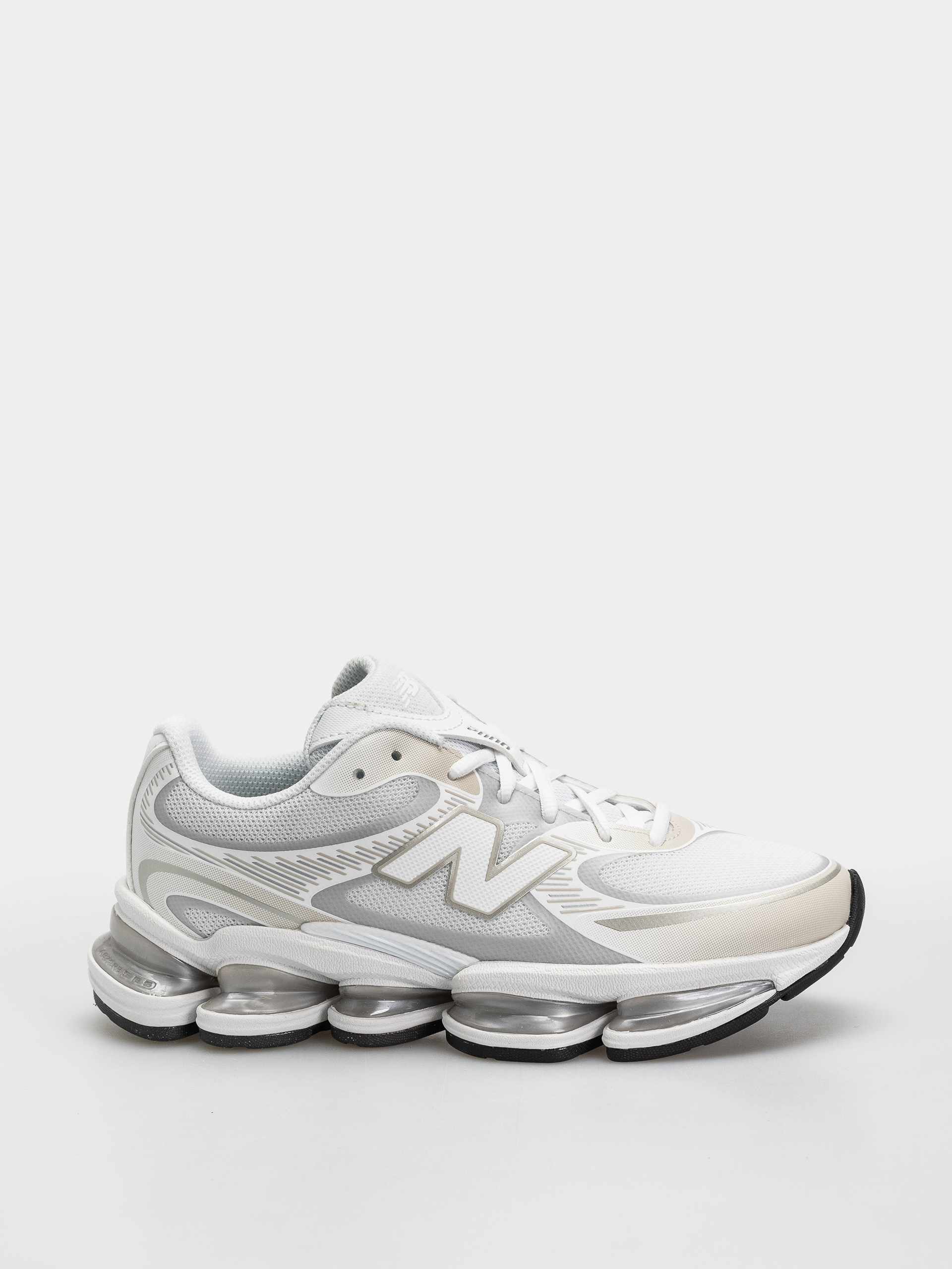 Pantofi New Balance 2000 (103 white/silver metallic)