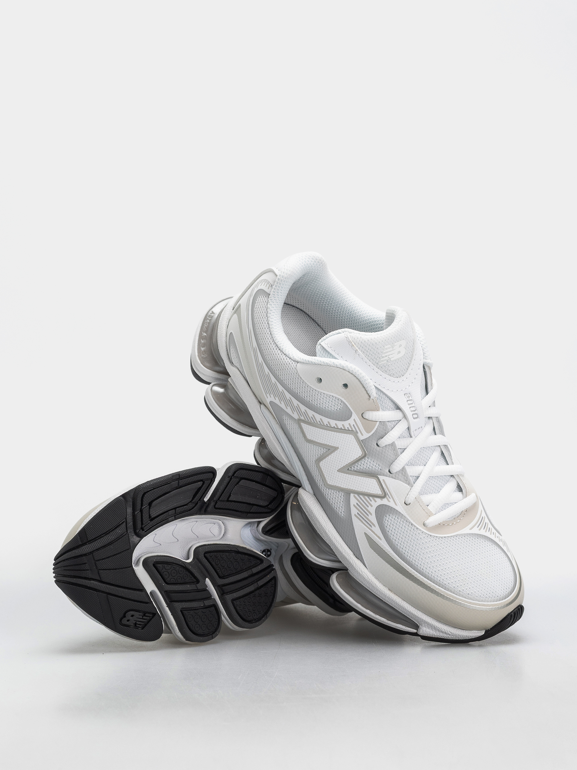 Pantofi New Balance 2000 (103 white/silver metallic)