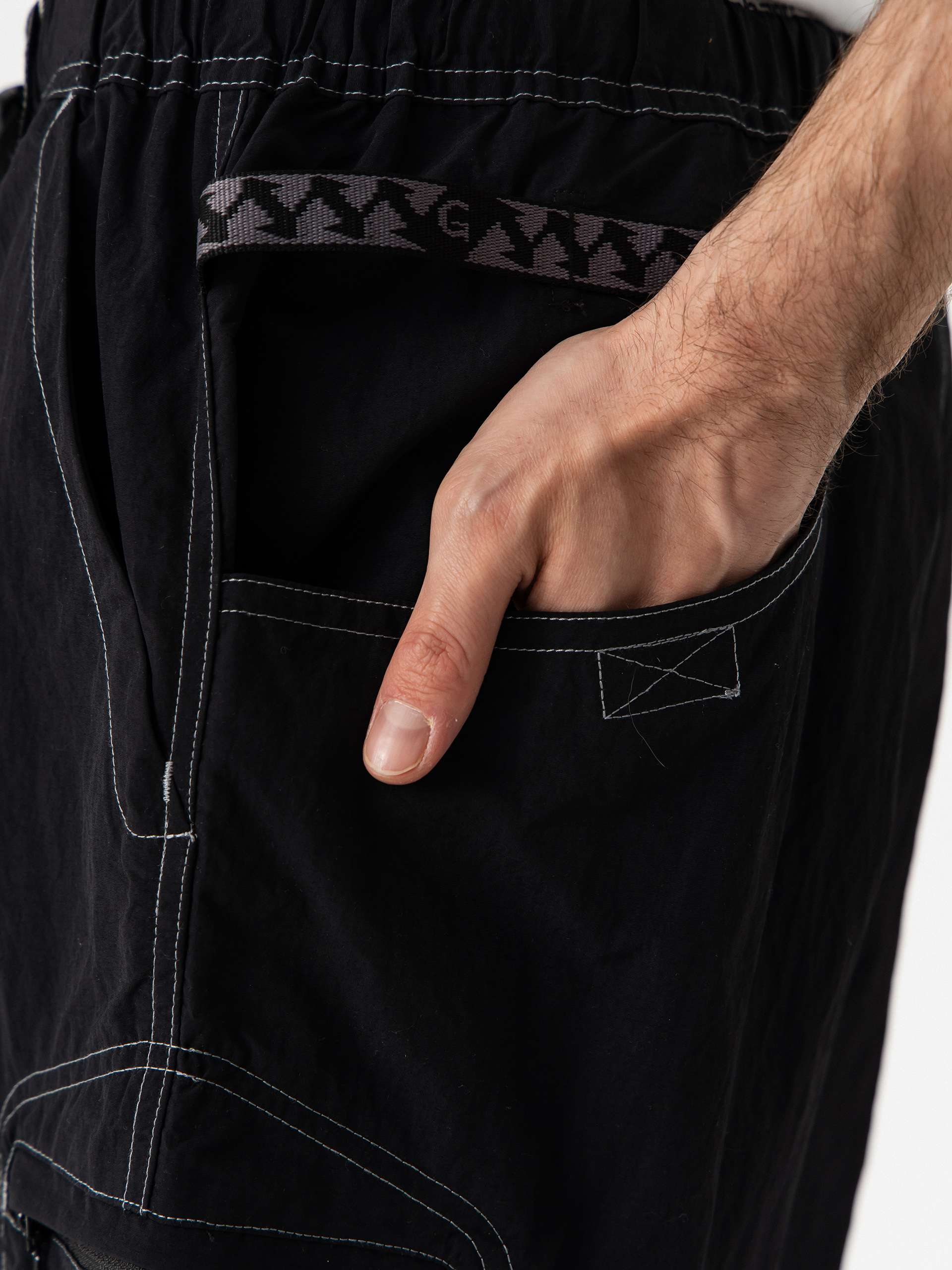 Pantaloni scurți Gramicci Nylon Cliff Short (black)