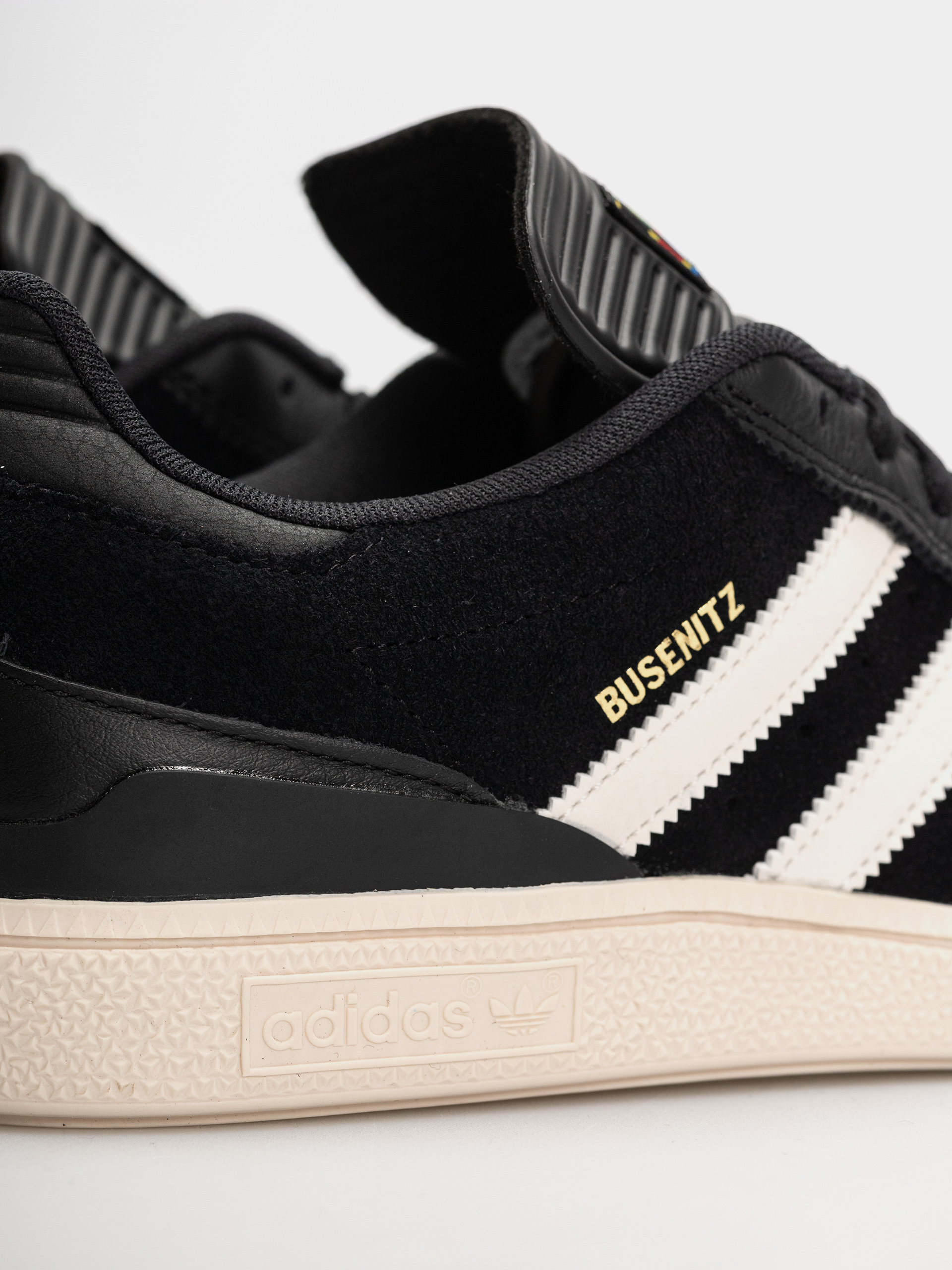 Pantofi adidas Busenitz (cblack/cwhite/goldmt)