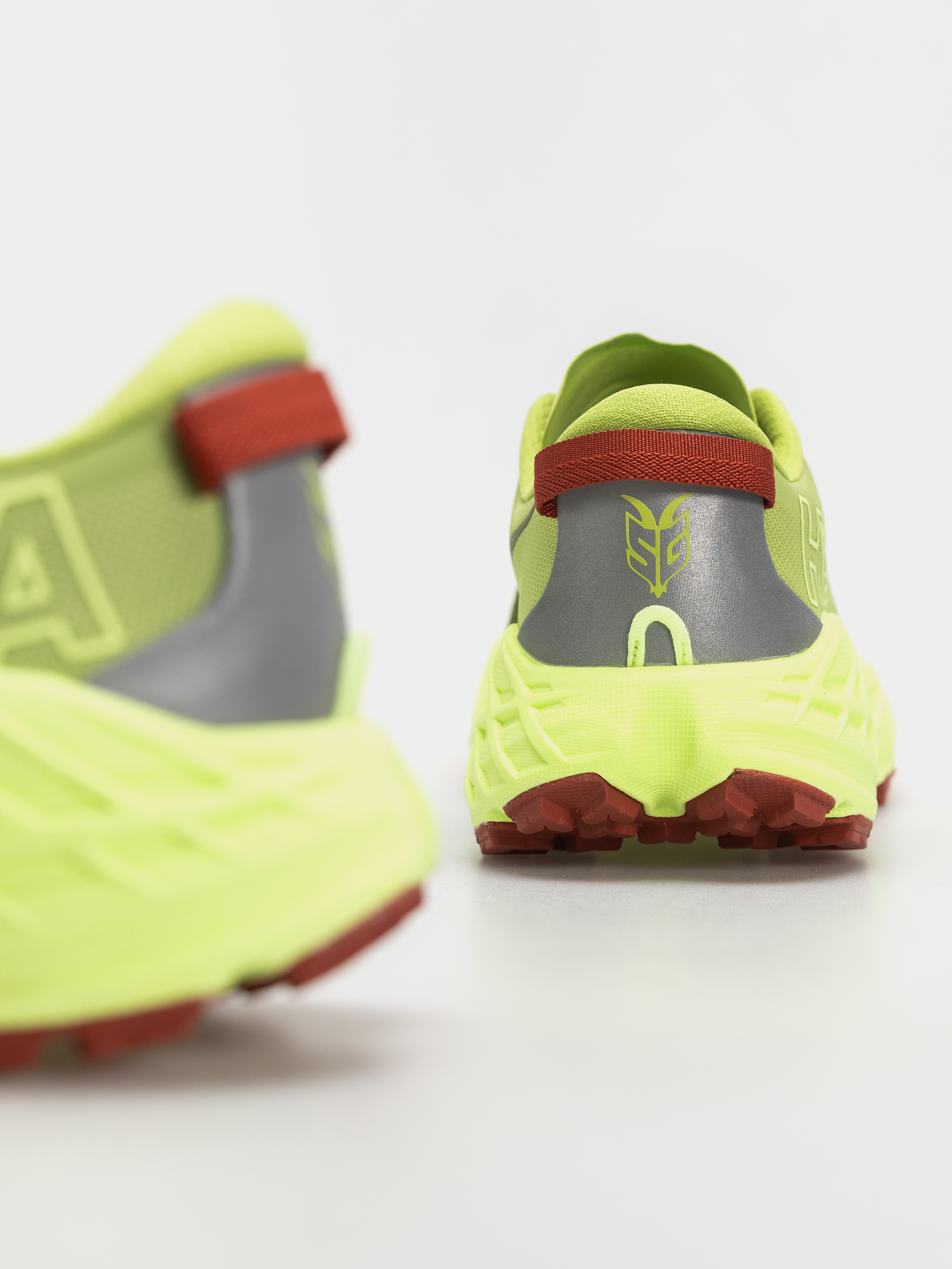 Pantofi Hoka Speedgoat 7 (kiwi/neon yuzu)