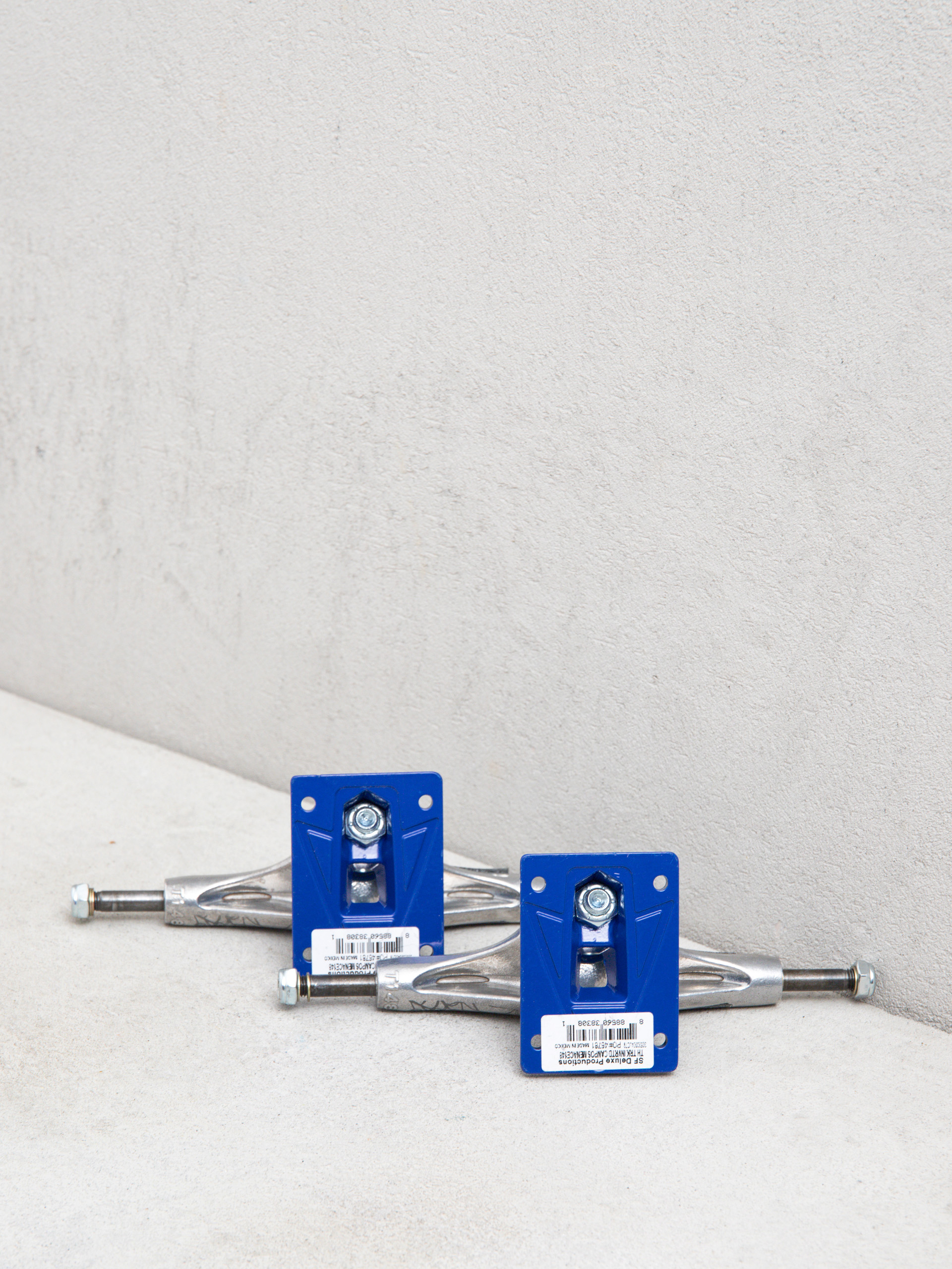 Axe Thunder Joseph Campos Menace Inverted Editions (polished/blue)