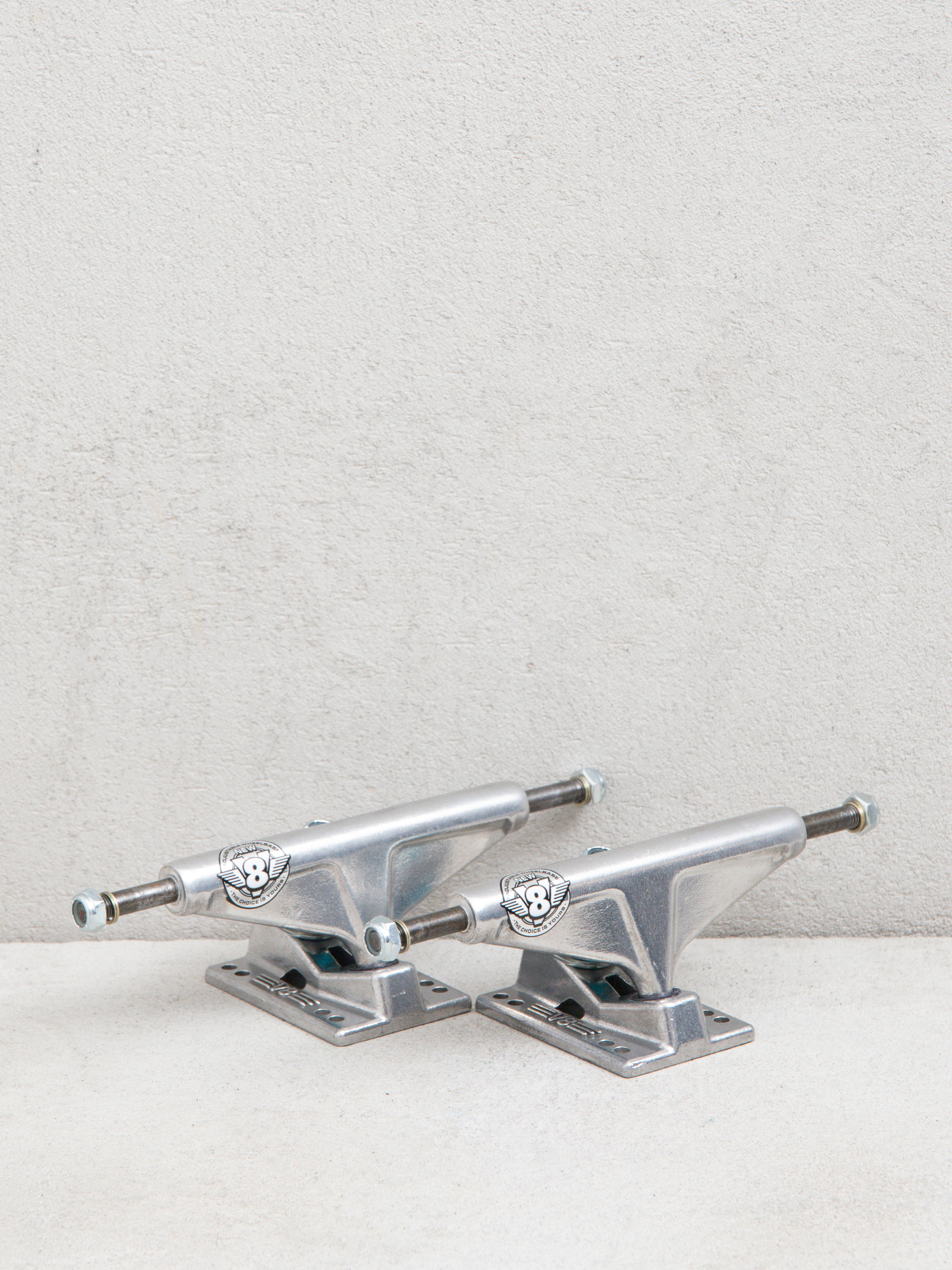 Axe Venture Team V8 Polished (silver)