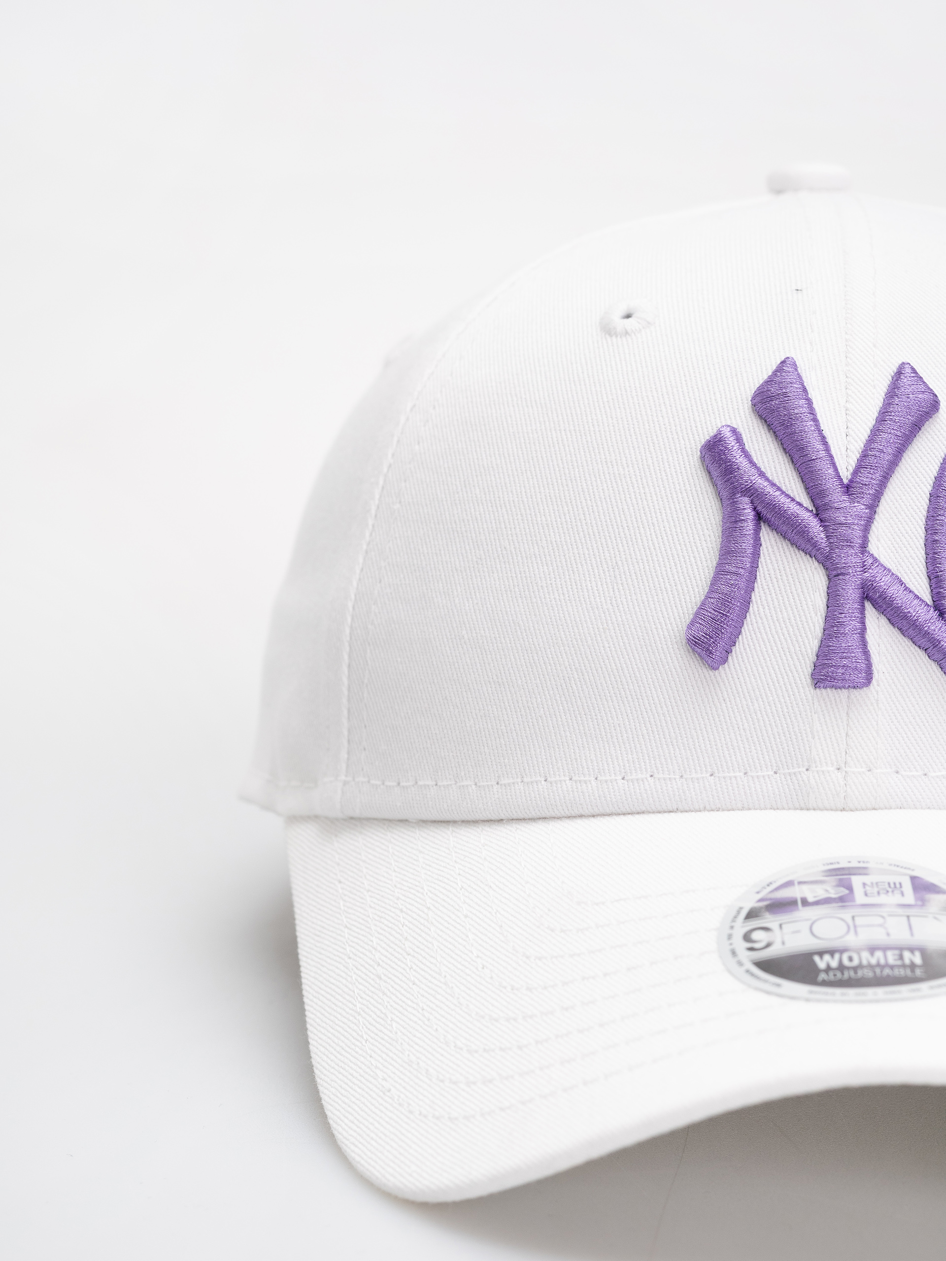 Șapcă New Era League Essential 9Forty New York Yankees Wmn (white)