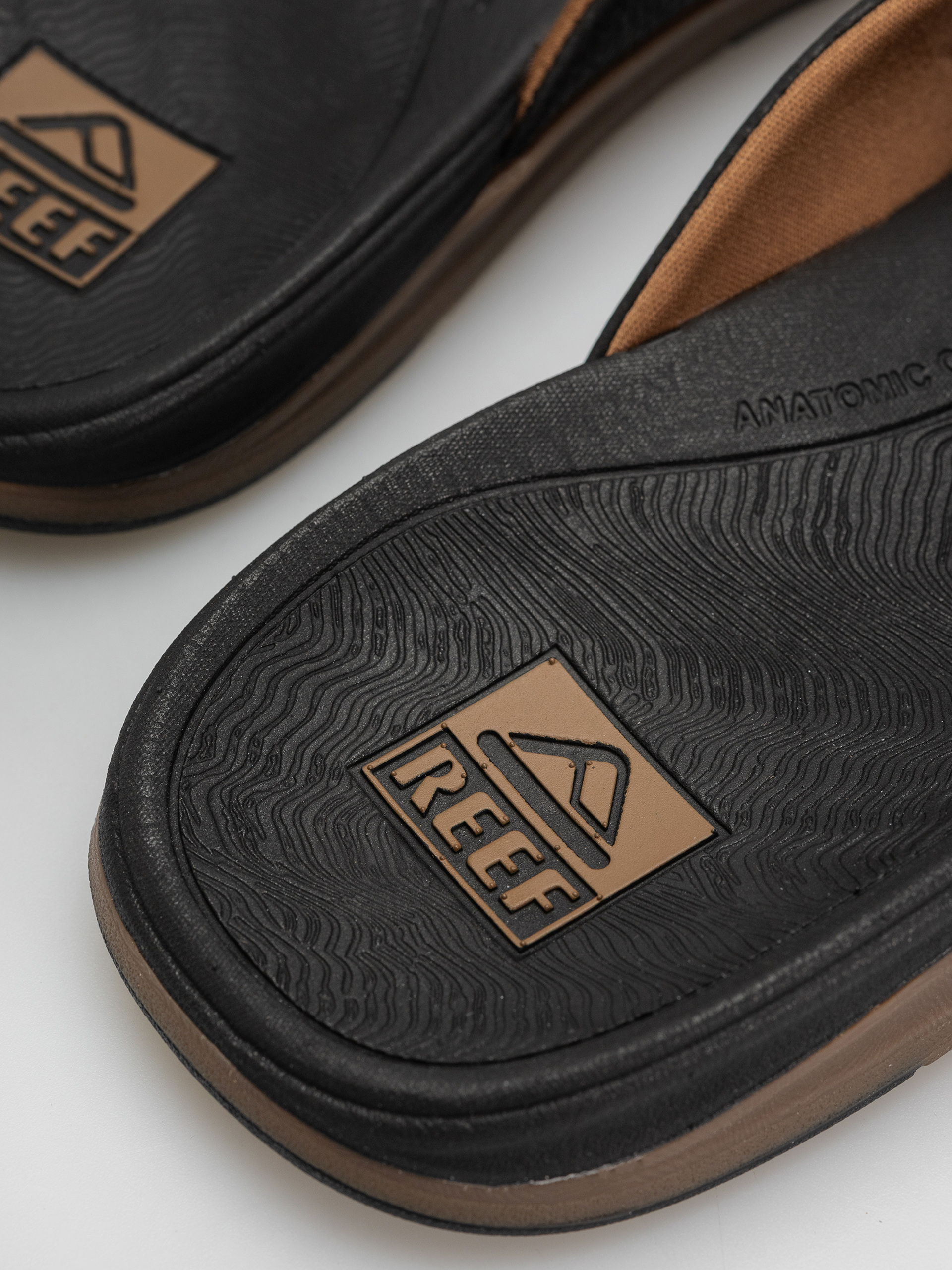 papuci de plajă Reef Offshore (black/gum)