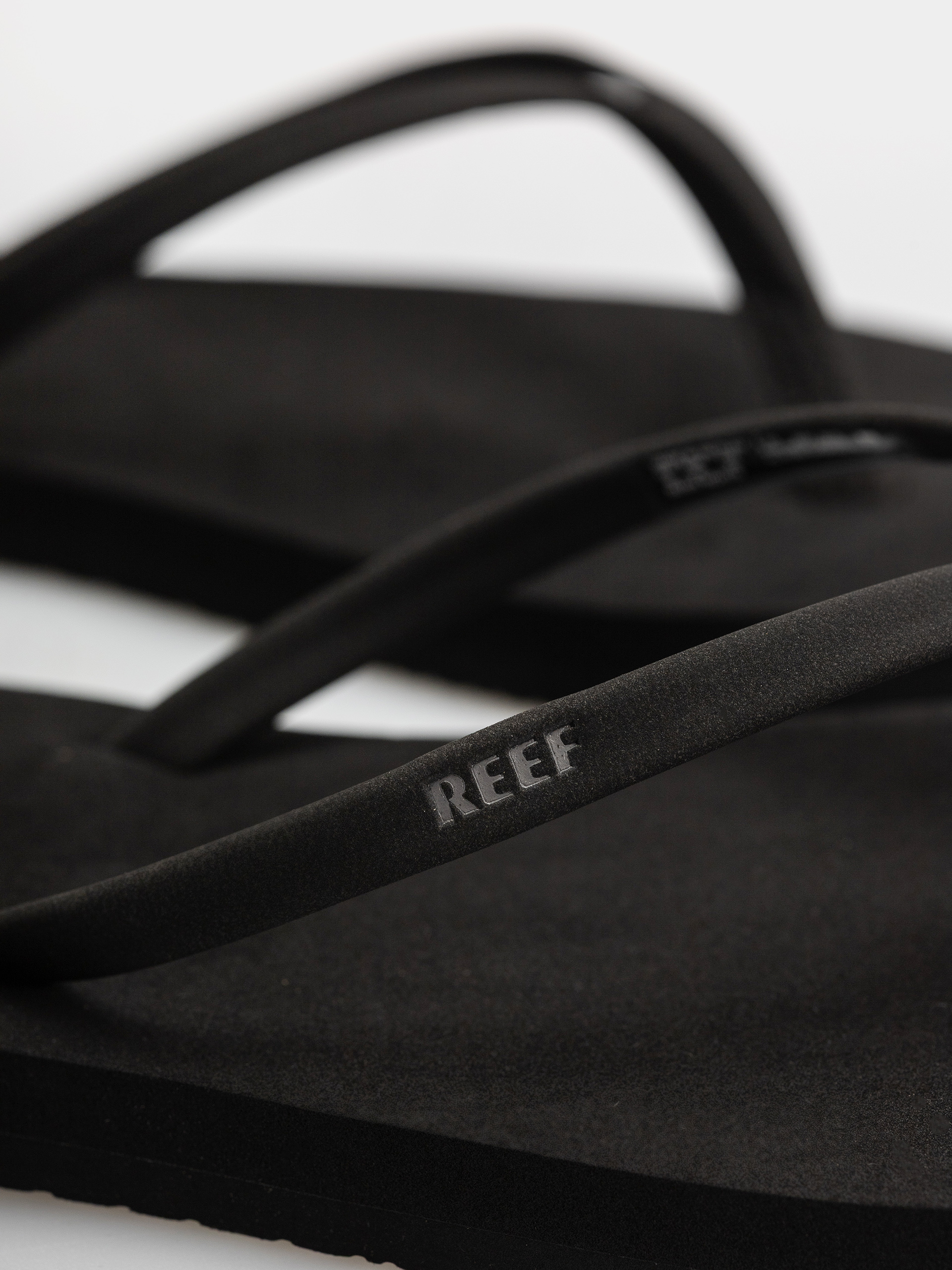 papuci de plajă Reef Bliss Nights Wmn (black)