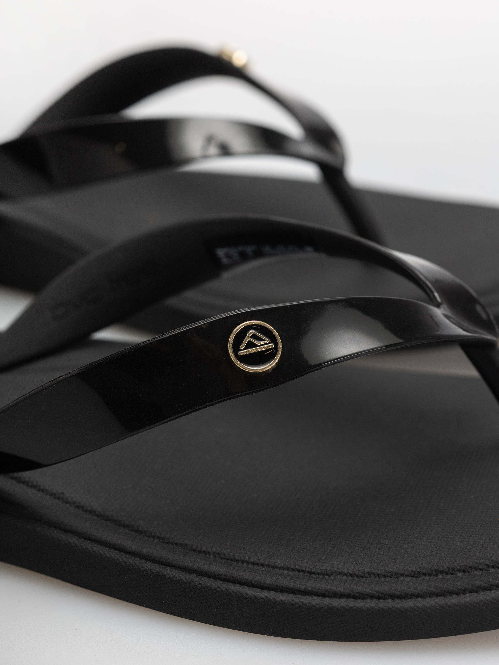papuci de plajă Reef Solaye Wmn (black)