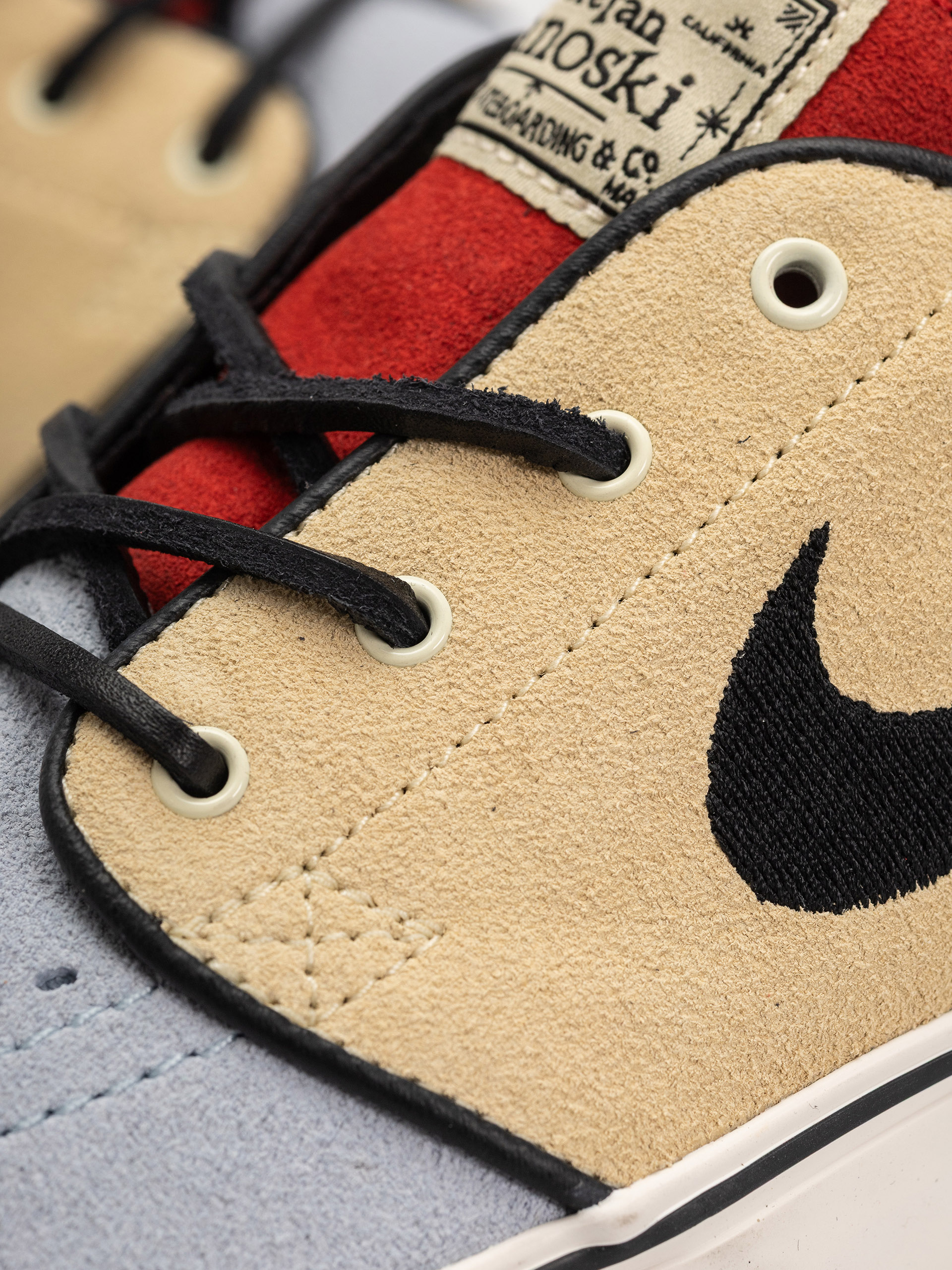 Pantofi Nike SB Zoom Janoski OG+ (alabaster/alabaster chile red)
