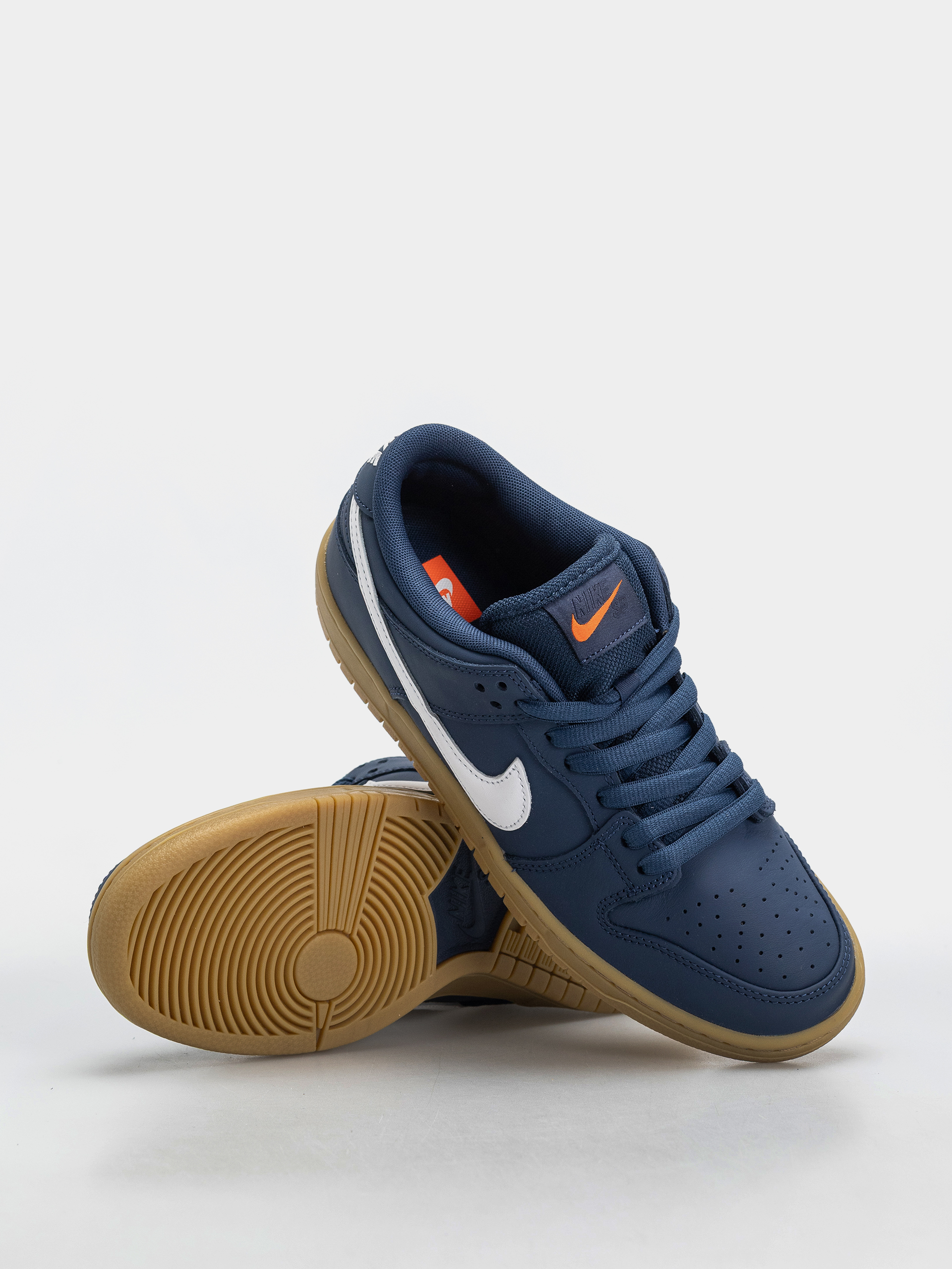 Pantofi Nike SB Dunk Low Pro (navy/white navy gum light brown)
