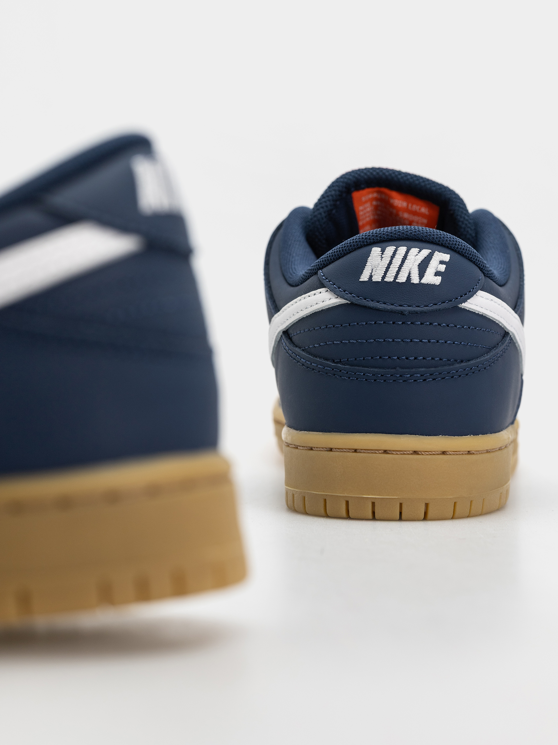 Pantofi Nike SB Dunk Low Pro (navy/white navy gum light brown)