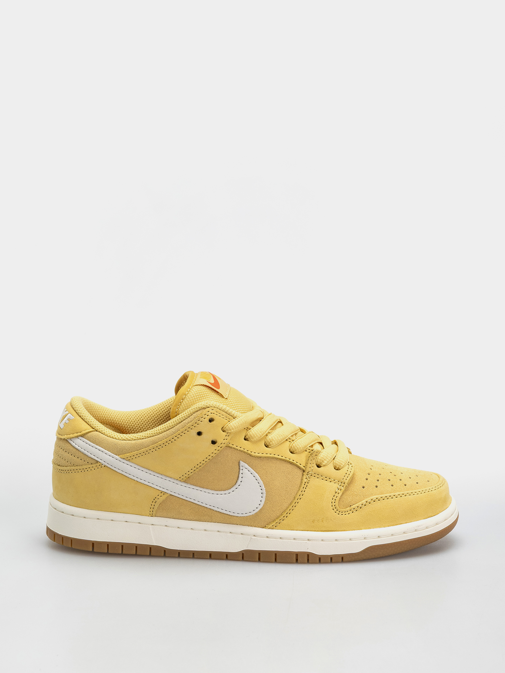 Pantofi Nike SB Dunk Low Pro (saturn gold/sail saturn gold solar flare)
