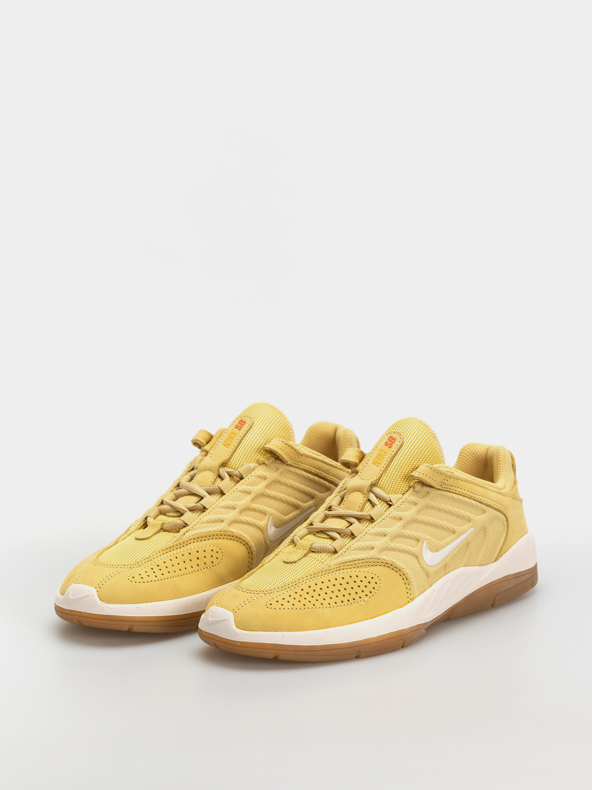 Pantofi Nike SB Vertebrae Iso (saturn gold/sail saturn gold solar flare)