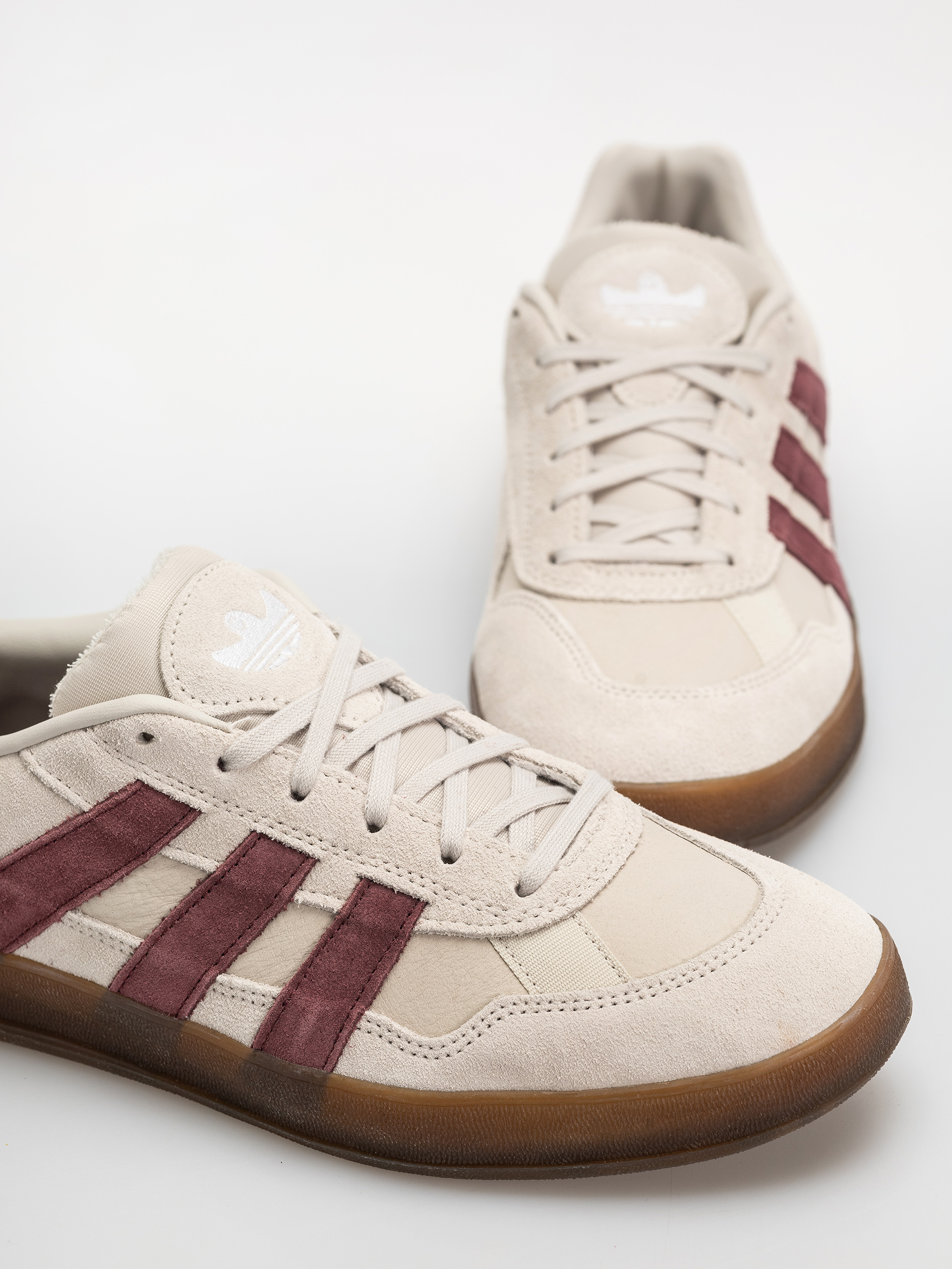 Pantofi adidas Aloha Super (alumin/shared/gum5)
