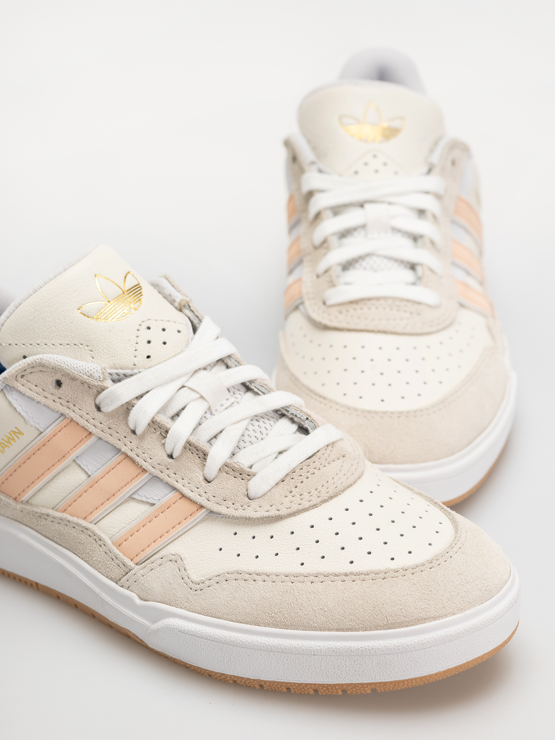Pantofi adidas Tyshawn II (wonwhi/powcor/owhite)