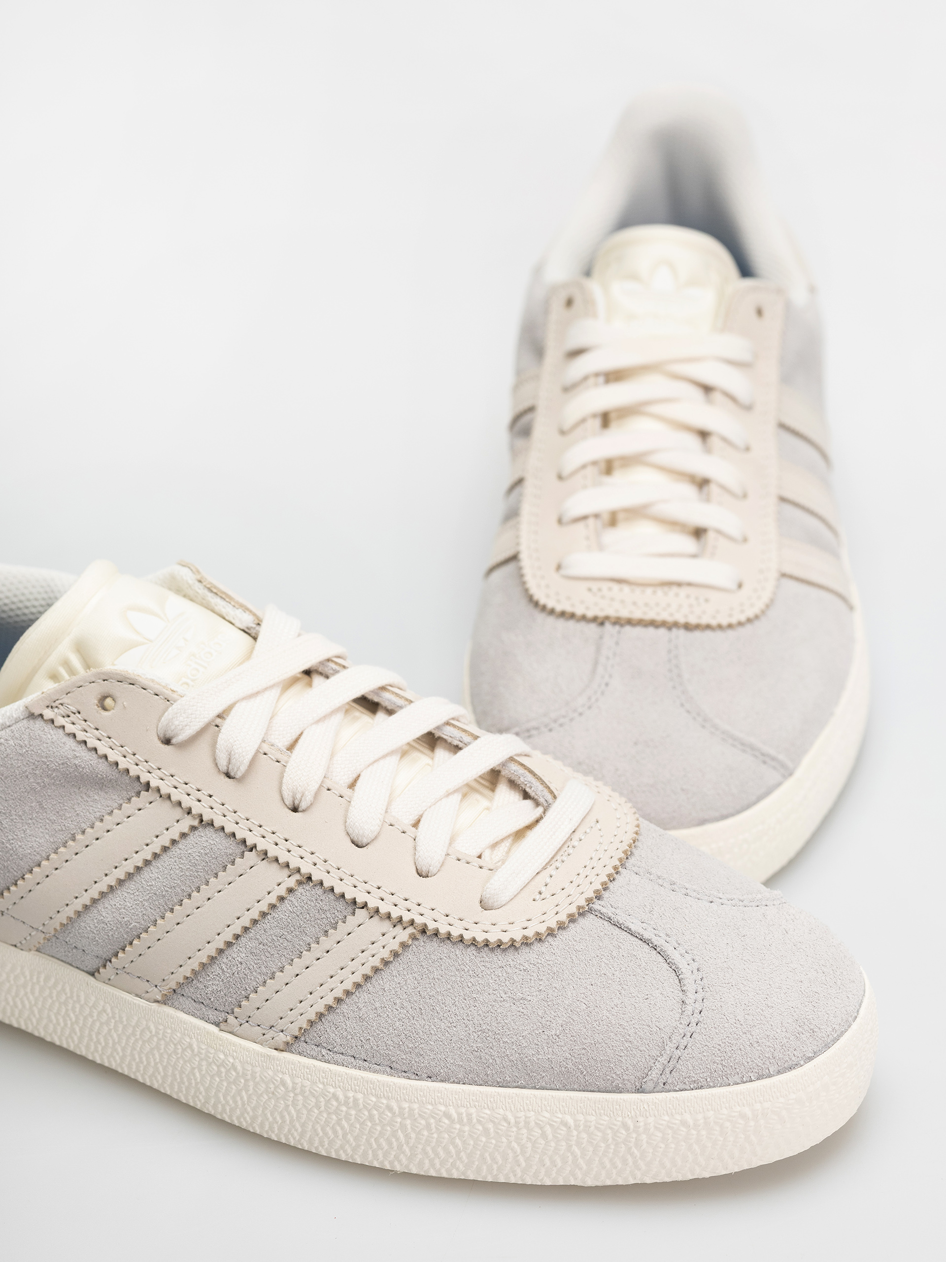 Pantofi adidas Gazelle Adv (gretwo/cwhite/goldmt)