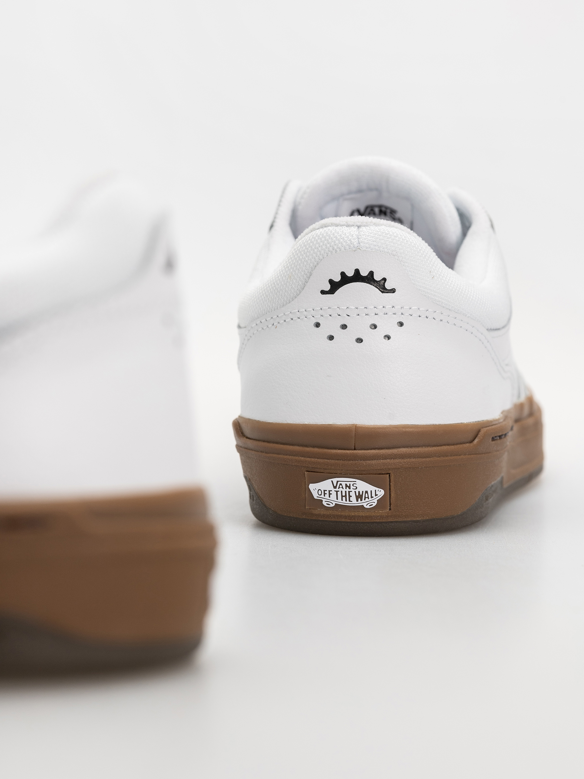 Pantofi Vans Bmx Proof Wafflecup (white/gum)