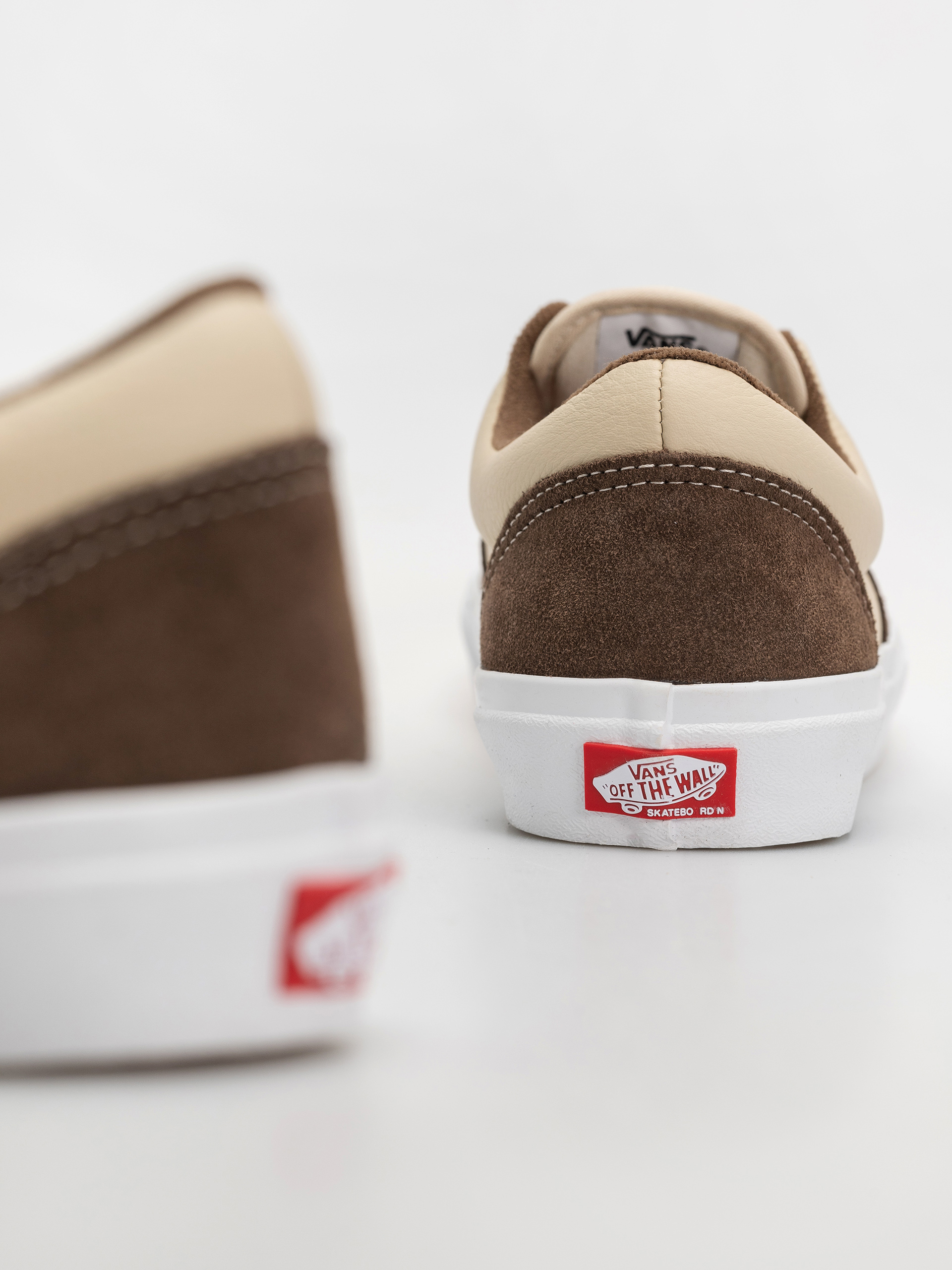 Pantofi Vans Skate Era Stub (brown/tan)
